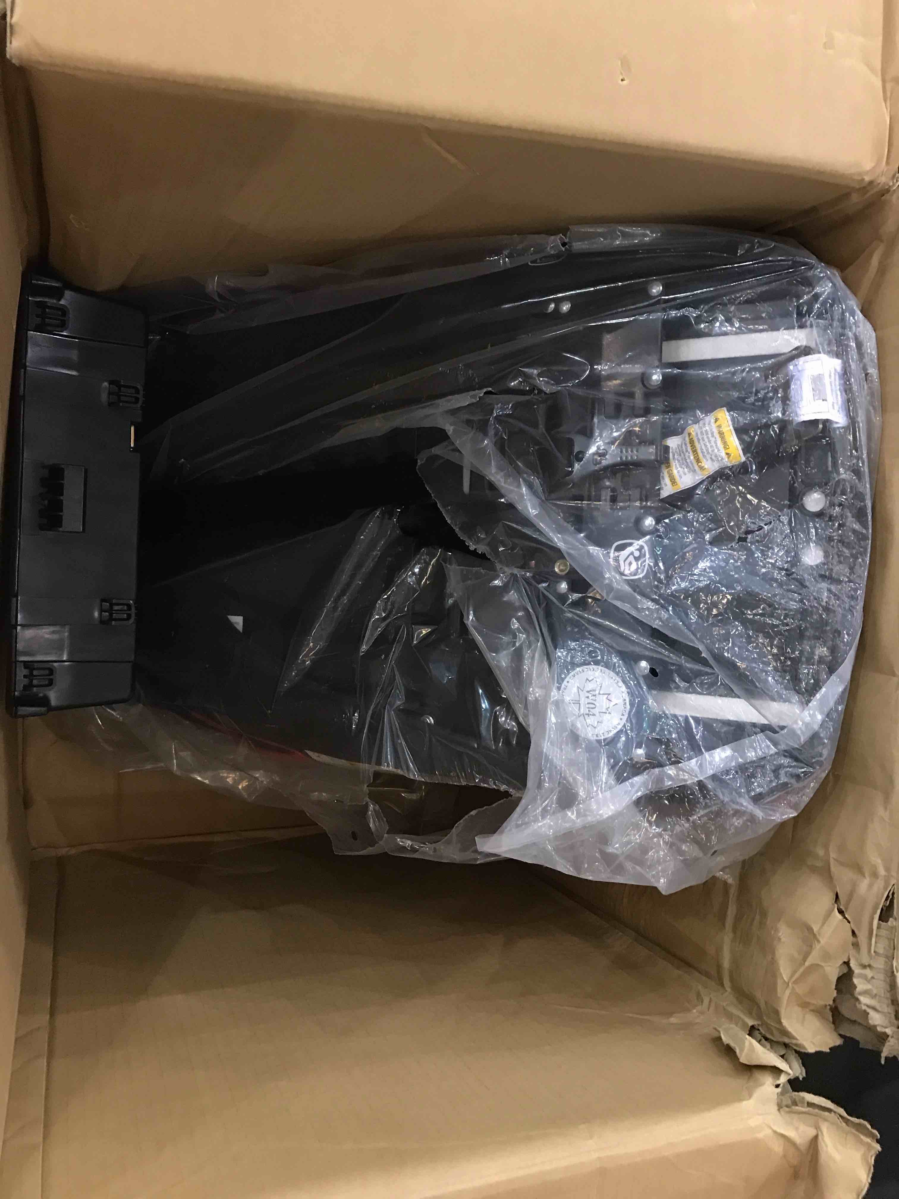 https://s3.amazonaws.com/lotting-images-prod/BargainHunt/EXS01444082_1717681459450.jpeg