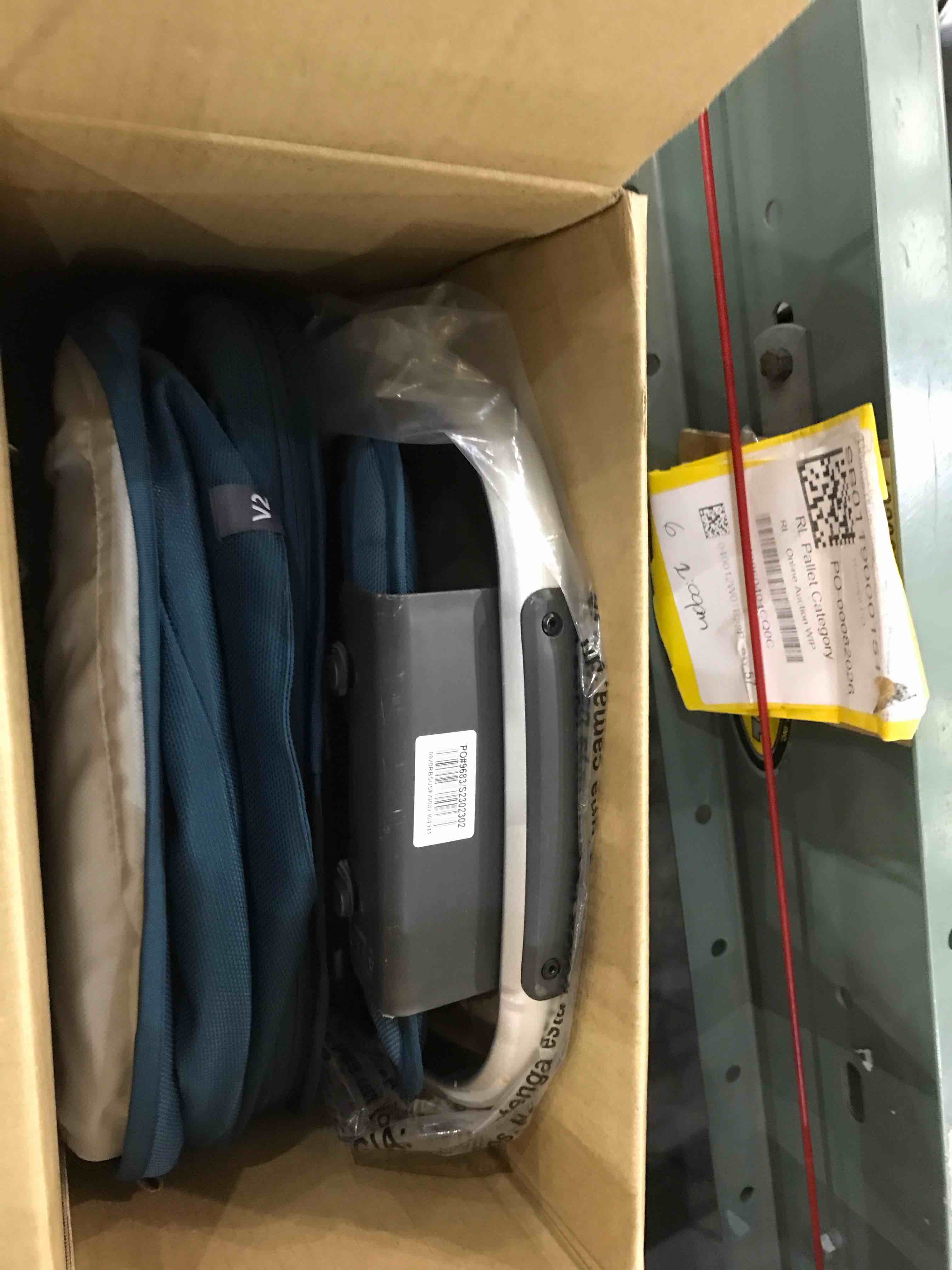 https://s3.amazonaws.com/lotting-images-prod/BargainHunt/EXS01444109_1717691879261.jpeg