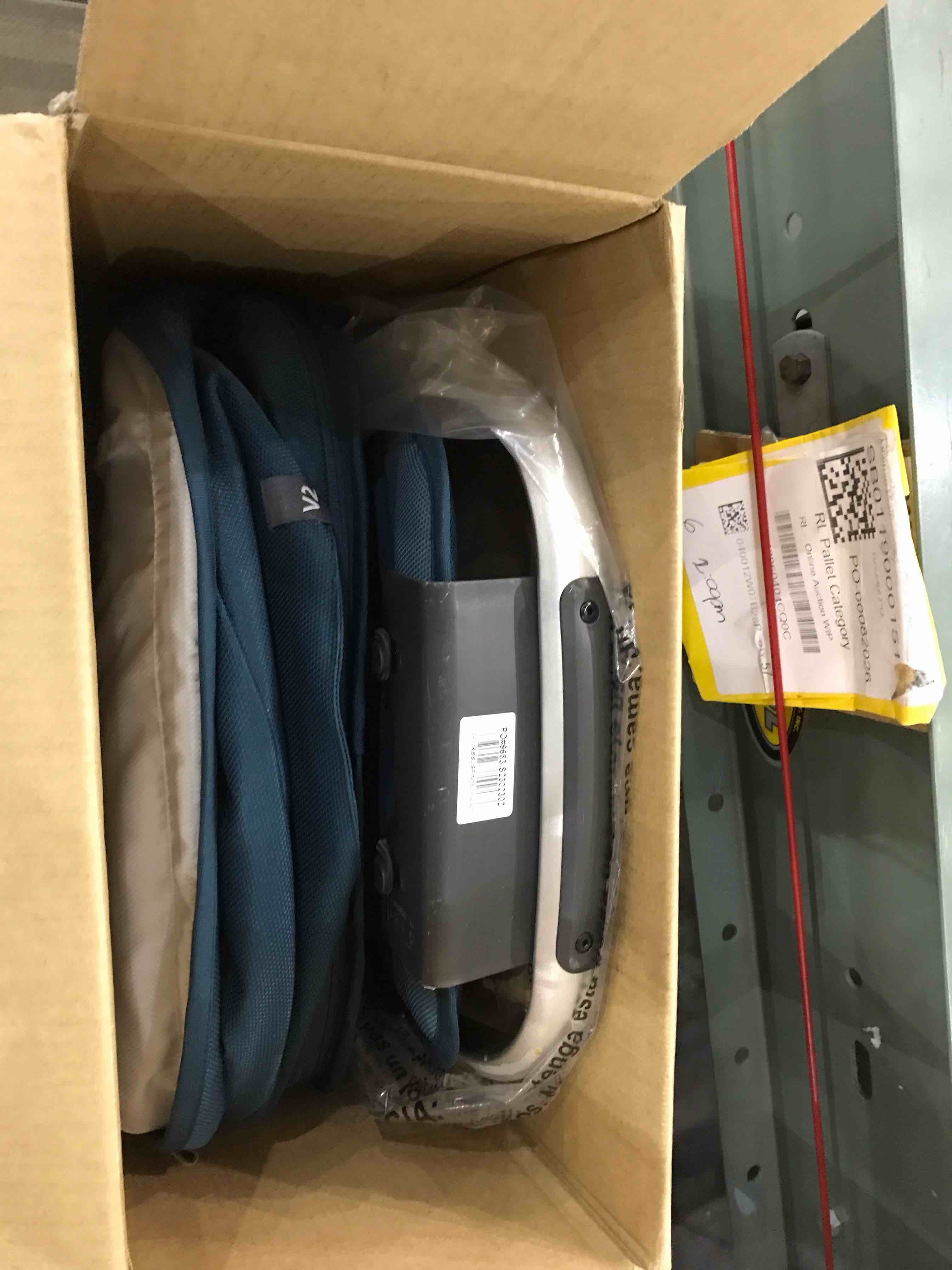 https://s3.amazonaws.com/lotting-images-prod/BargainHunt/EXS01444109_1717691880575.jpeg