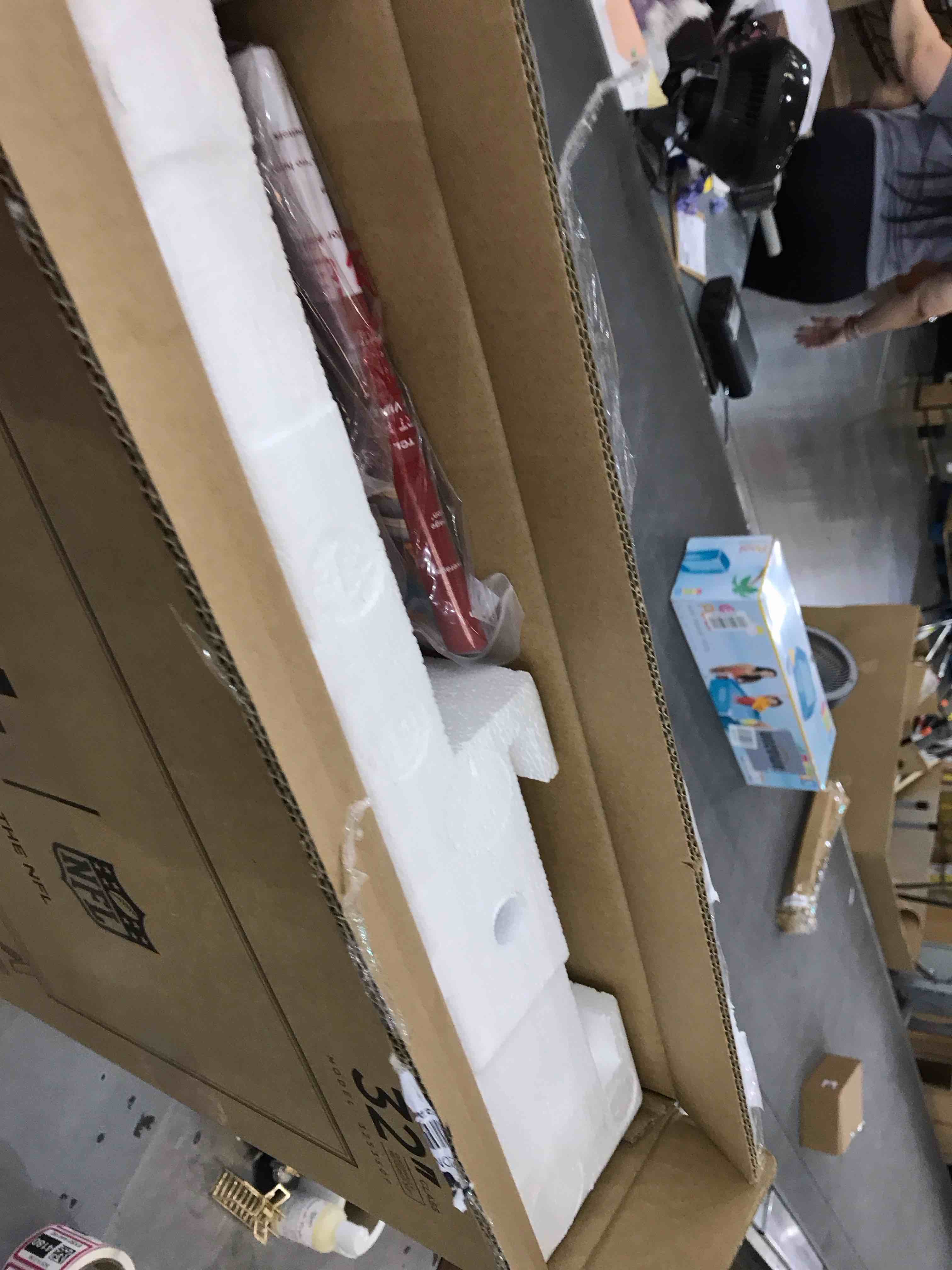 https://s3.amazonaws.com/lotting-images-prod/BargainHunt/EXS01444176_1717769070988.jpeg