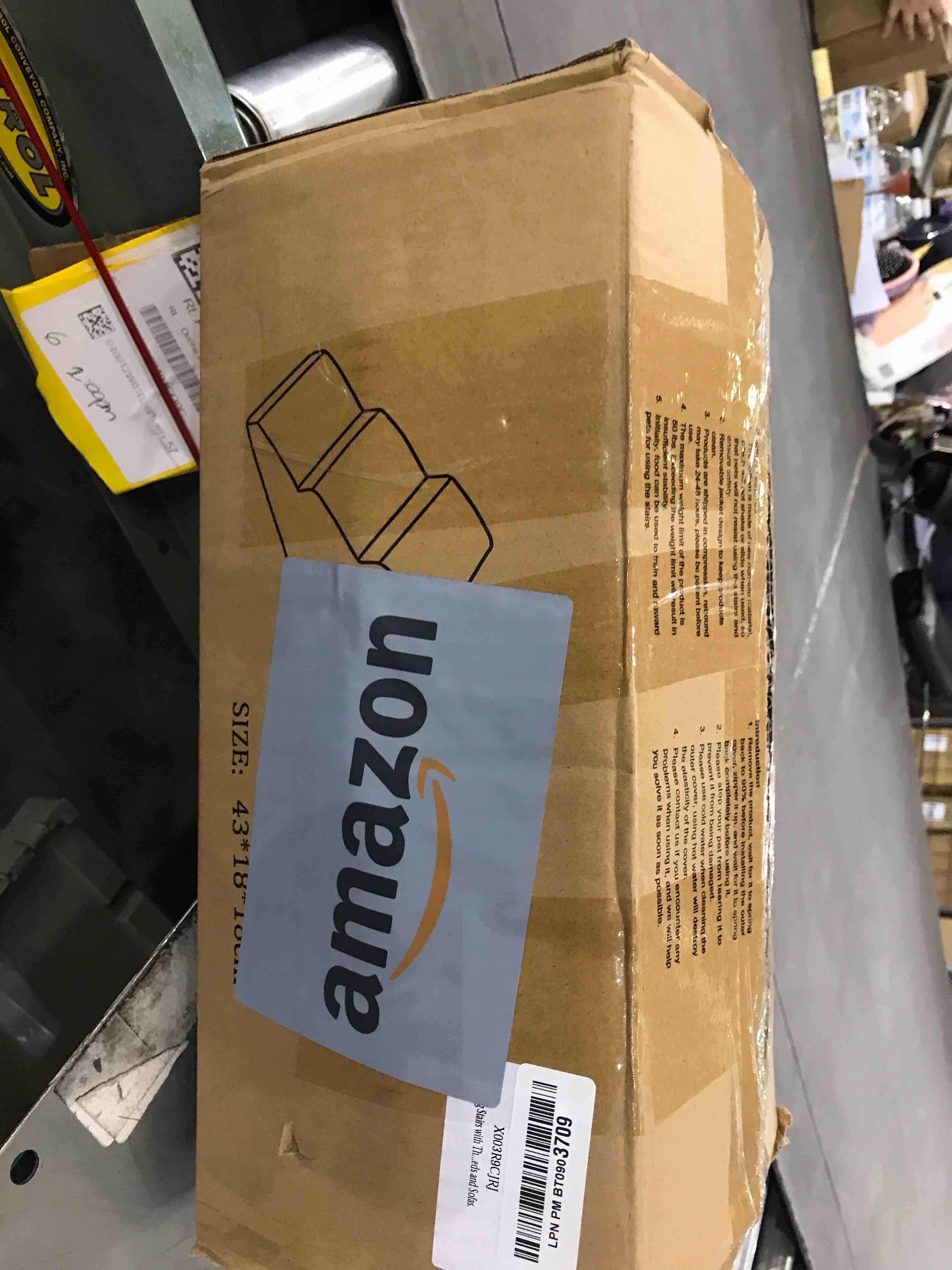 EHEYCIGA Curved Dog Stairs for Small Dogs 15.7" H, 3-Step Dog Steps for Couch Sofa and Chair, Pet Stairs for Cats, Non-Slip Balanced Pet Steps Indoor, Grey