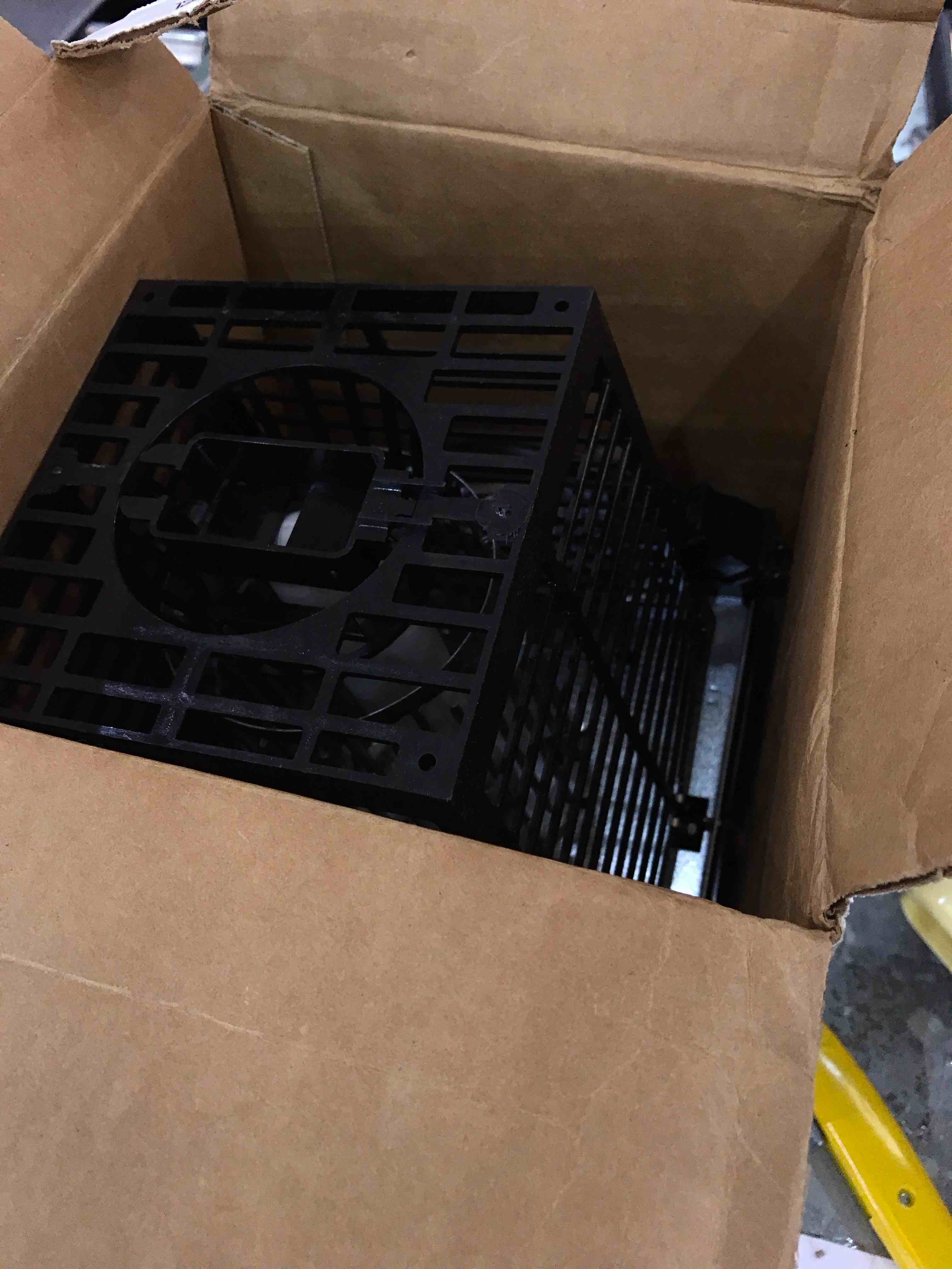 Flowtron Bug Zapper, 1 Acre of Outdoor Coverage with Powerful 40W Bulb & 5600V Instant Killing Grid, Electric Insect, Fly & Mosquito Zapper, Made in The USA