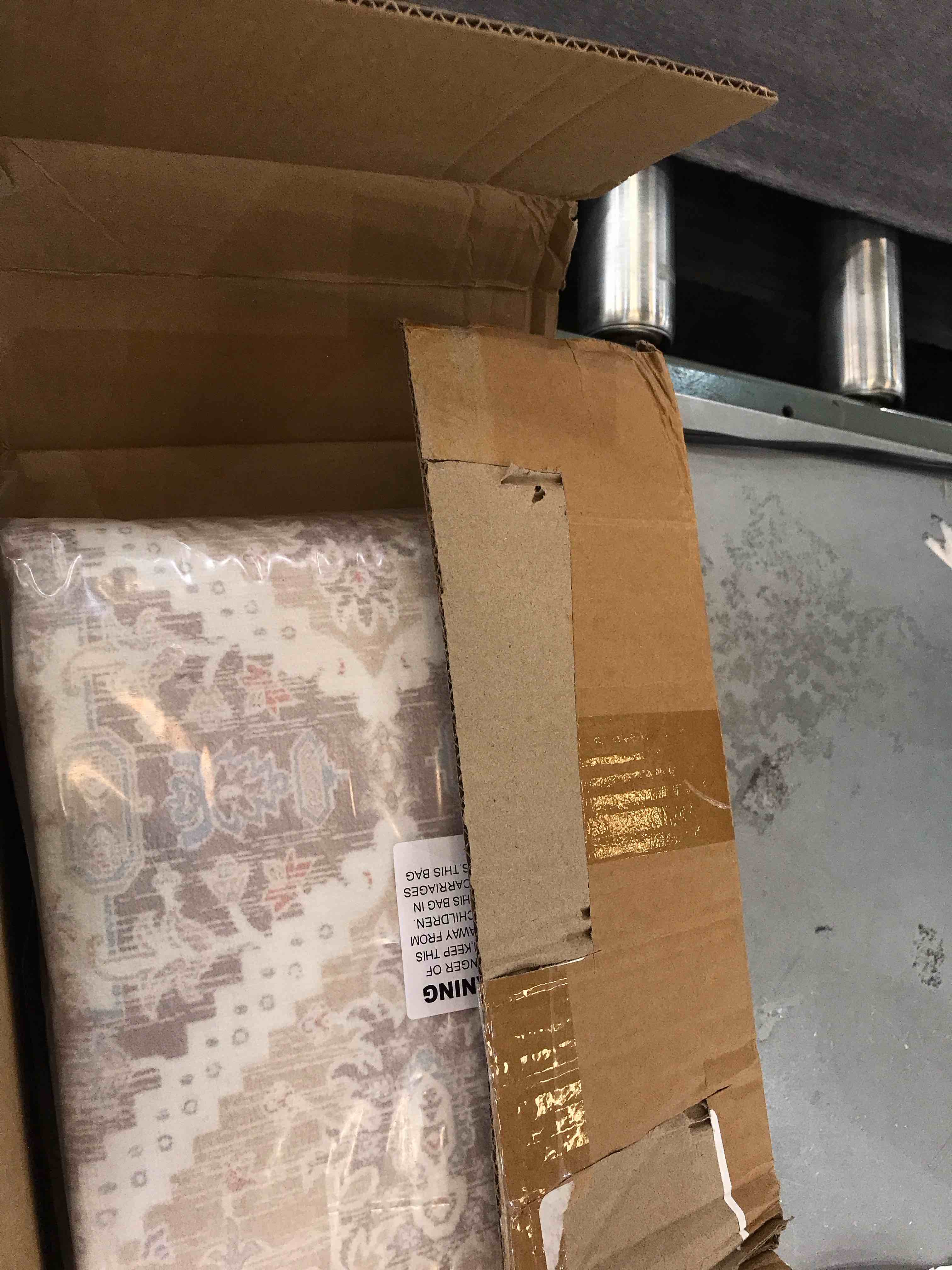 https://s3.amazonaws.com/lotting-images-prod/BargainHunt/EXS01444546_1718908536488.jpeg