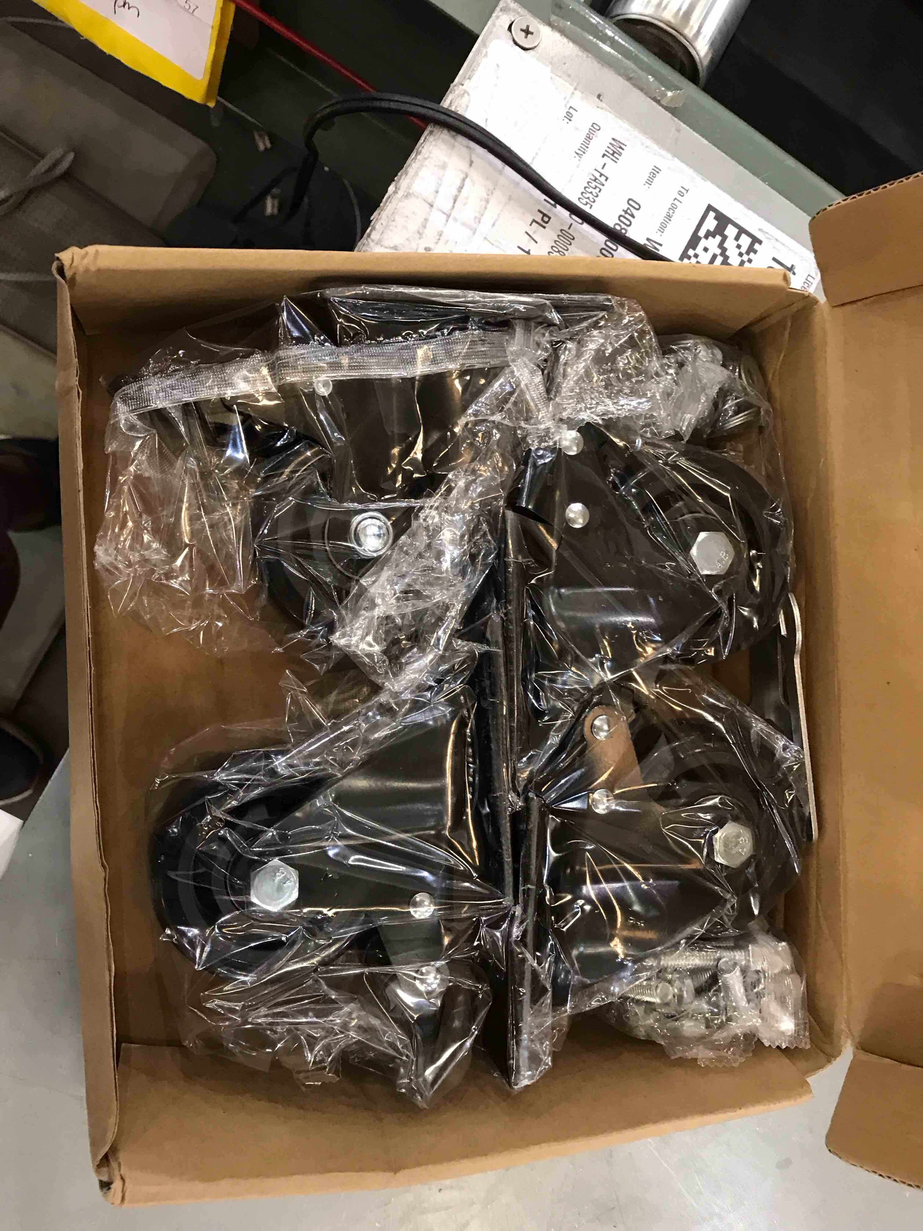 https://s3.amazonaws.com/lotting-images-prod/BargainHunt/EXS01444547_1718908611273.jpeg