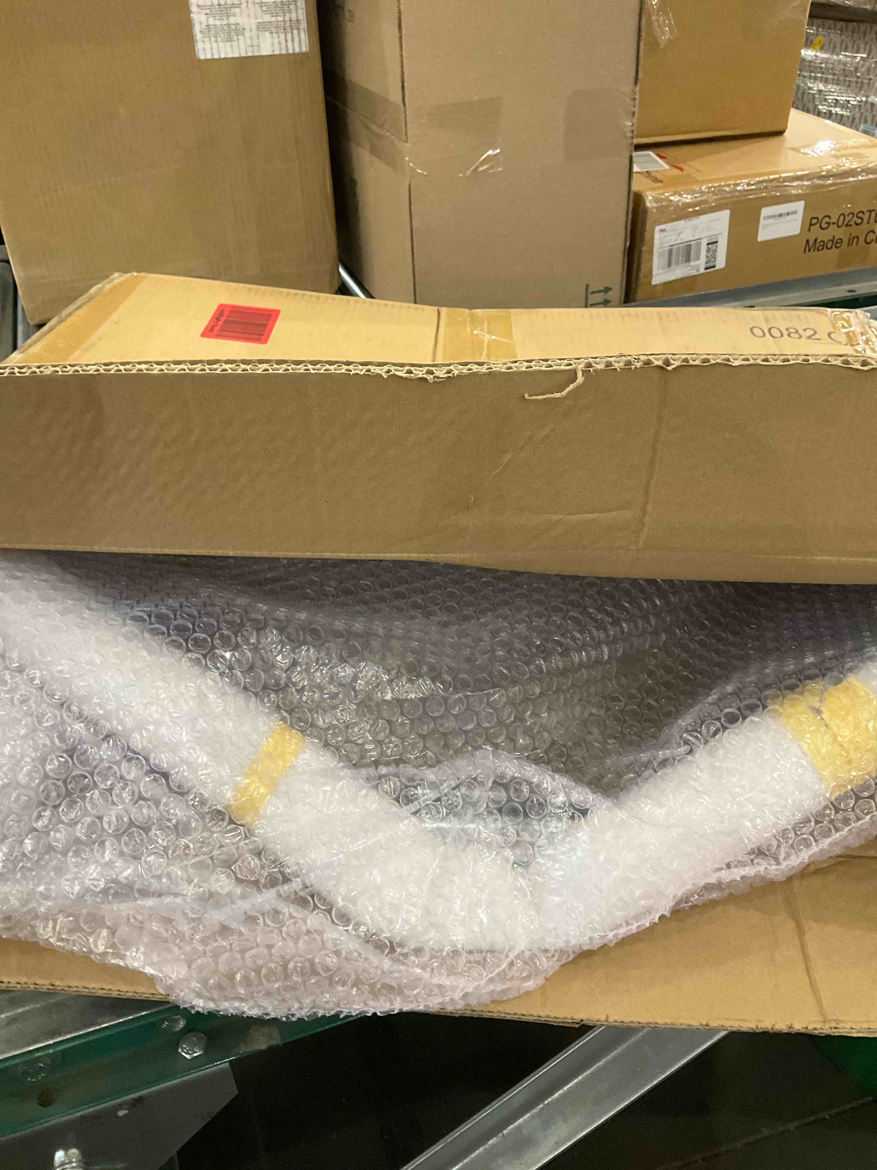 https://s3.amazonaws.com/lotting-images-prod/BargainHunt/EXS01445020_1717688634893.jpeg