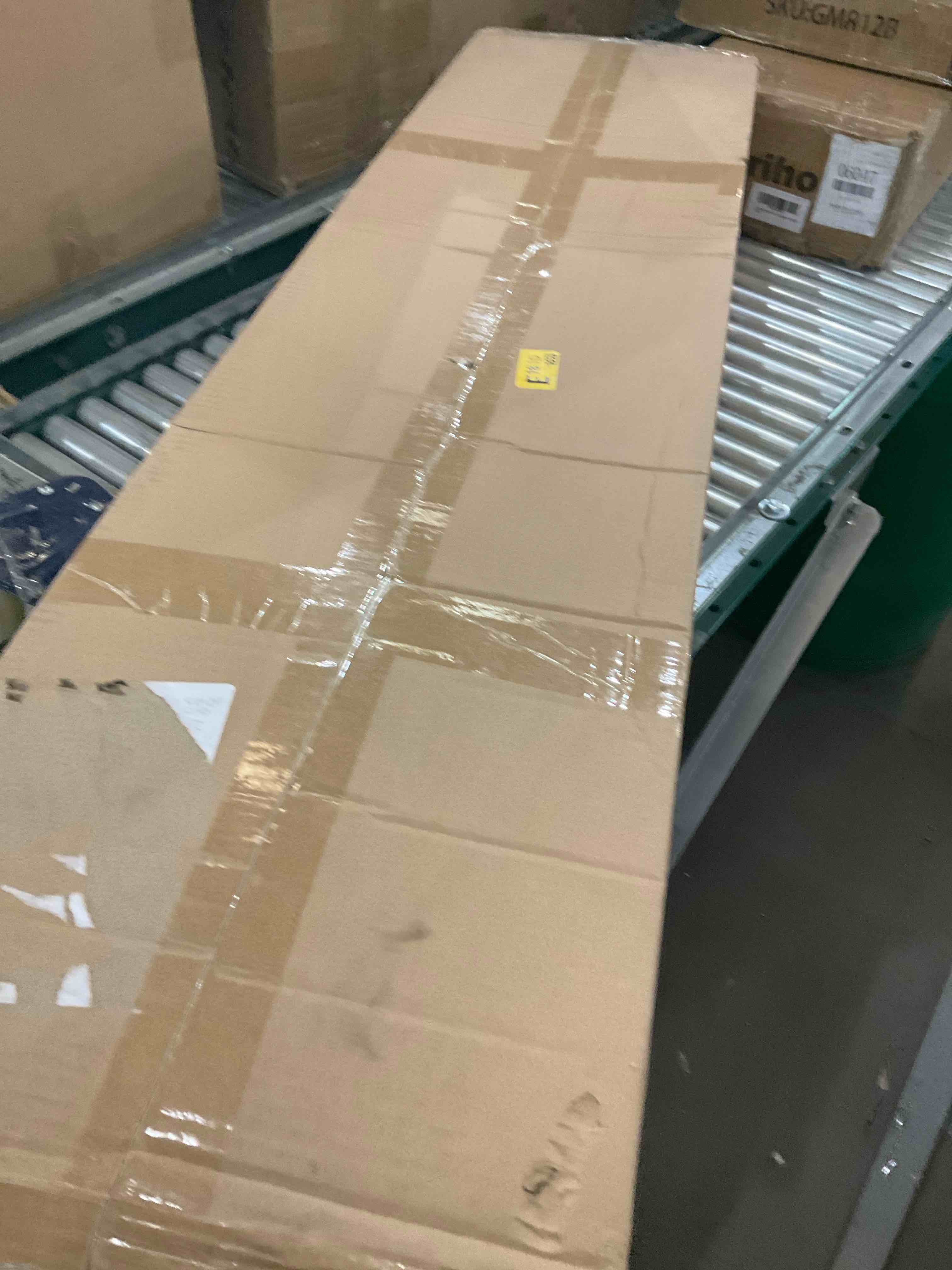https://s3.amazonaws.com/lotting-images-prod/BargainHunt/EXS01445146_1717771014431.jpeg