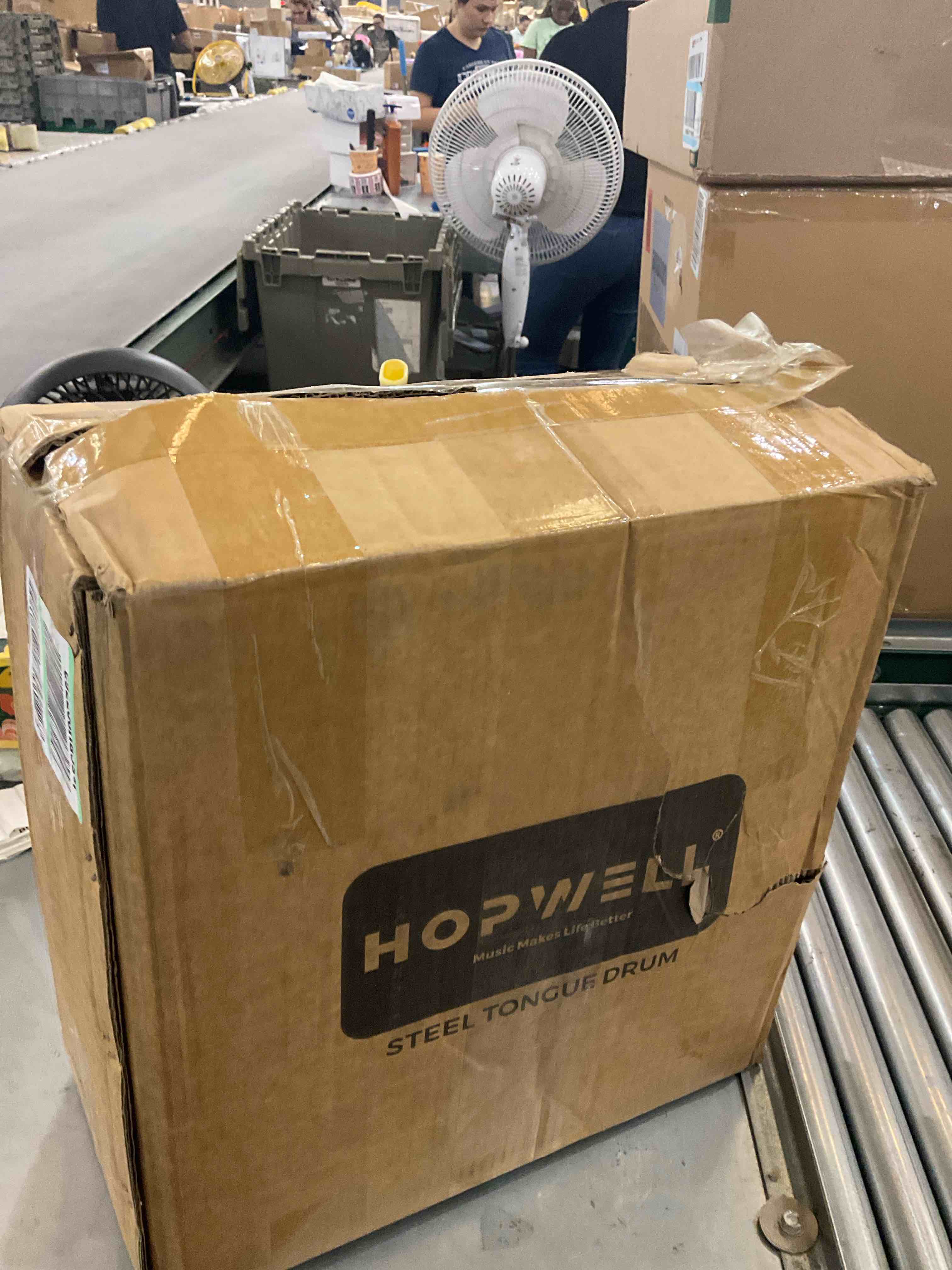 https://s3.amazonaws.com/lotting-images-prod/BargainHunt/EXS01445147_1717771110193.jpeg