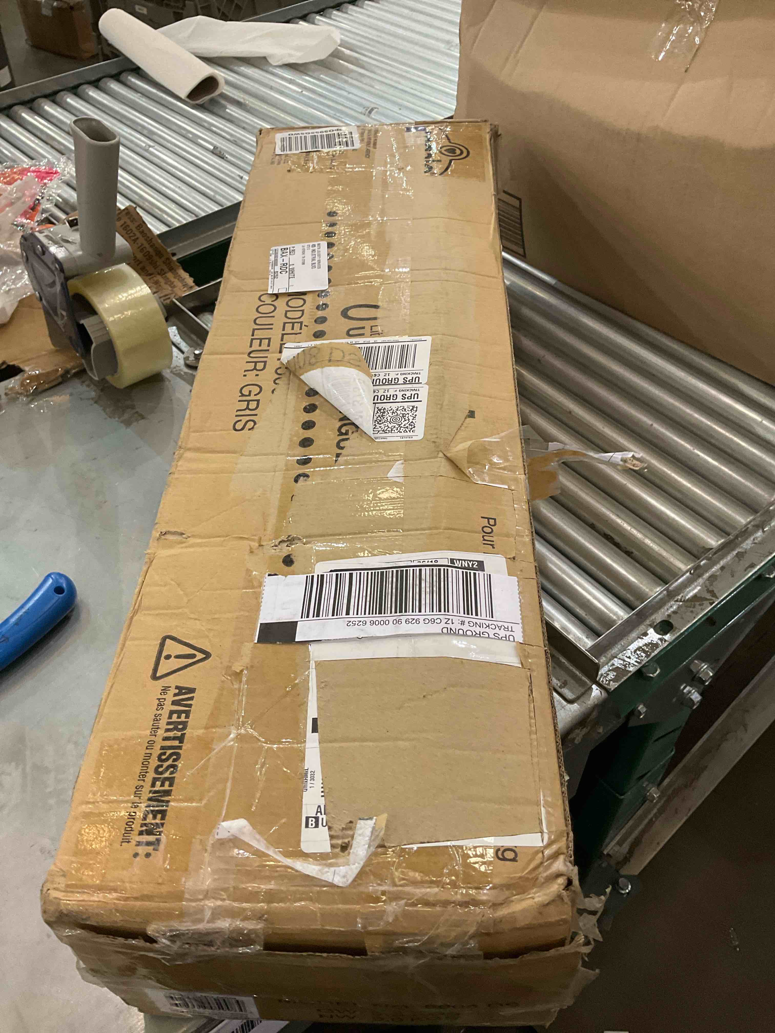 https://s3.amazonaws.com/lotting-images-prod/BargainHunt/EXS01445260_1719942627921.jpeg