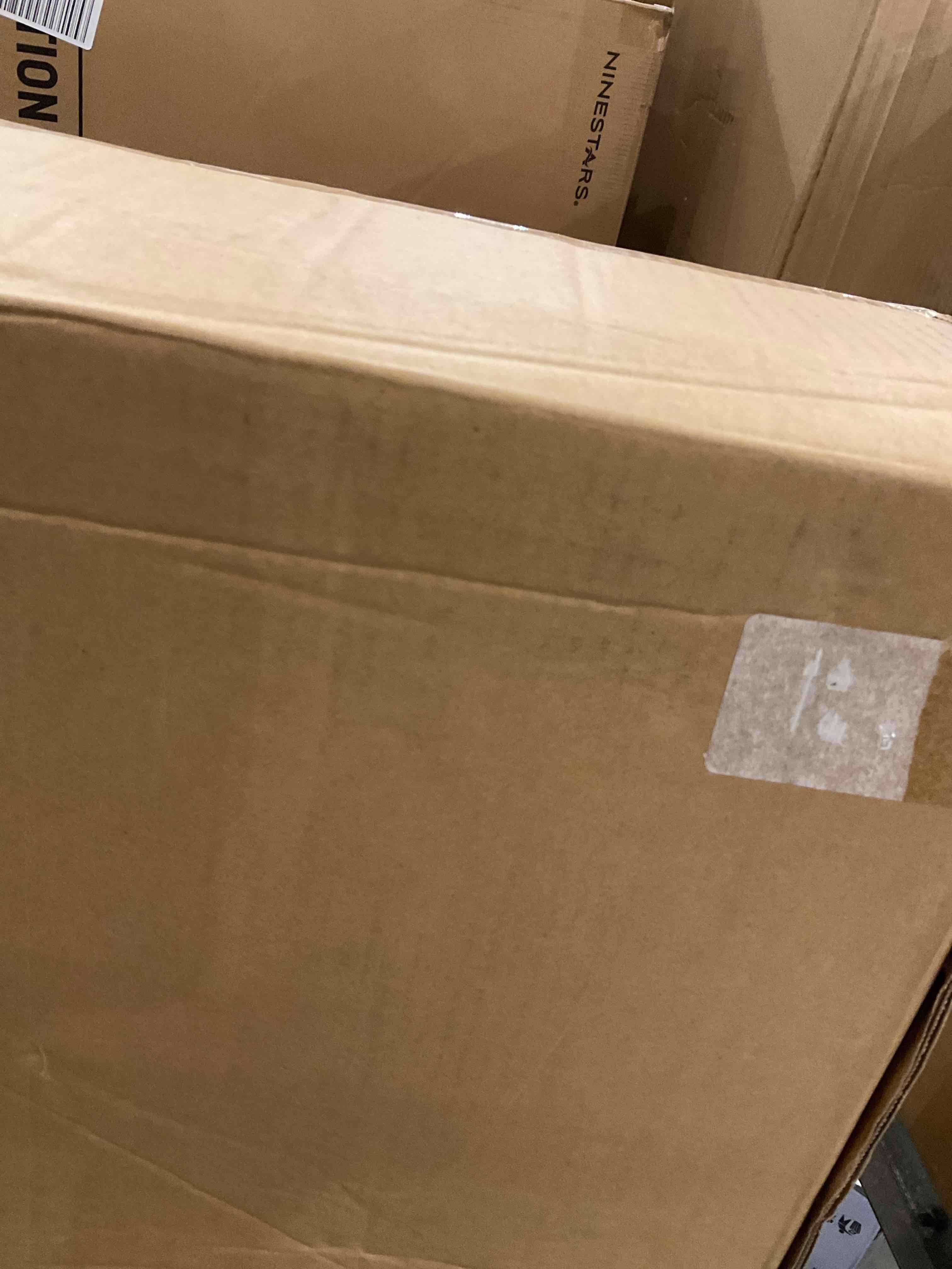 https://s3.amazonaws.com/lotting-images-prod/BargainHunt/EXS01445302_1720705541453.jpeg