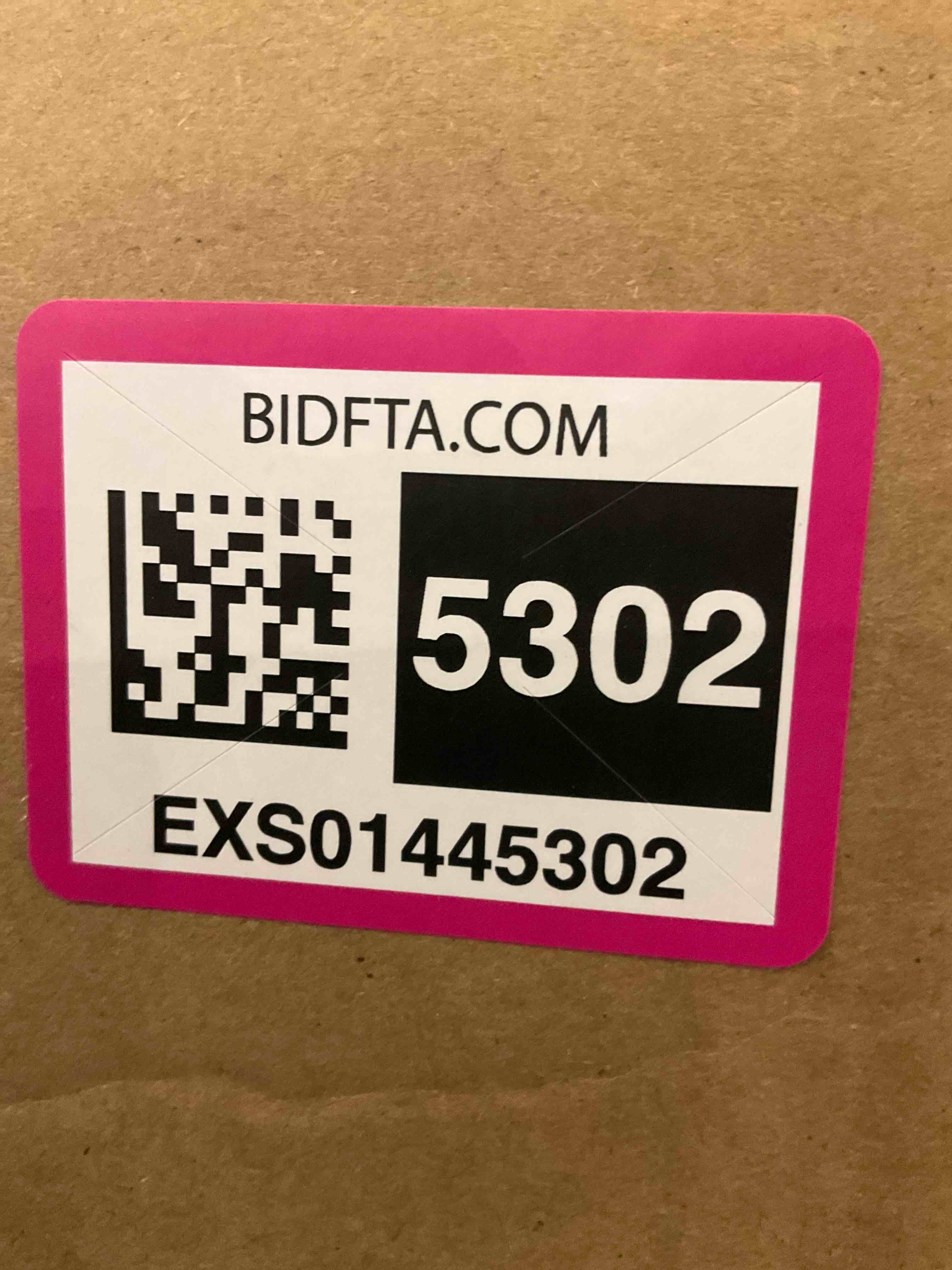 https://s3.amazonaws.com/lotting-images-prod/BargainHunt/EXS01445302_1720705546879.jpeg