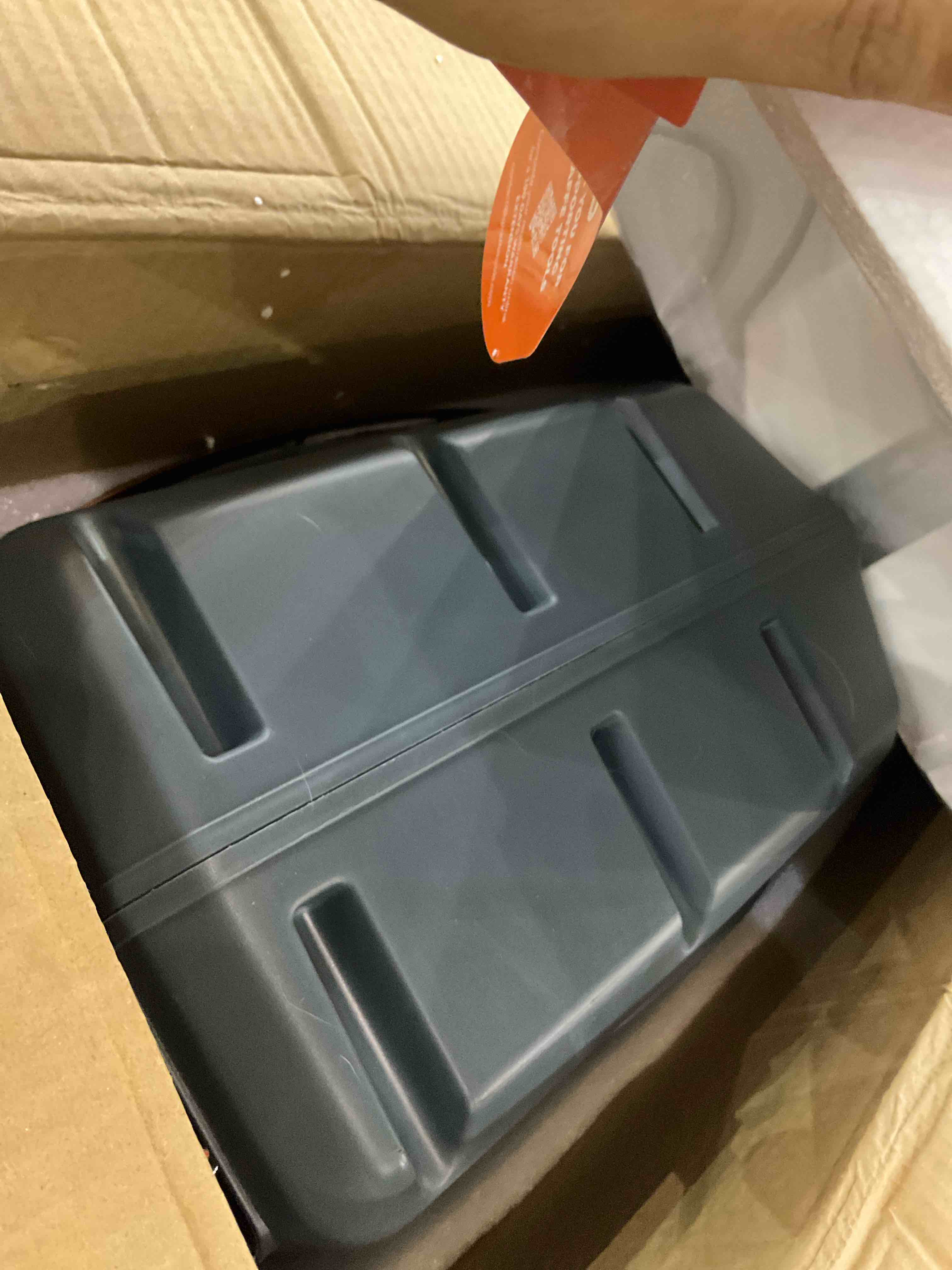https://s3.amazonaws.com/lotting-images-prod/BargainHunt/EXS01445494_1721654689140.jpeg