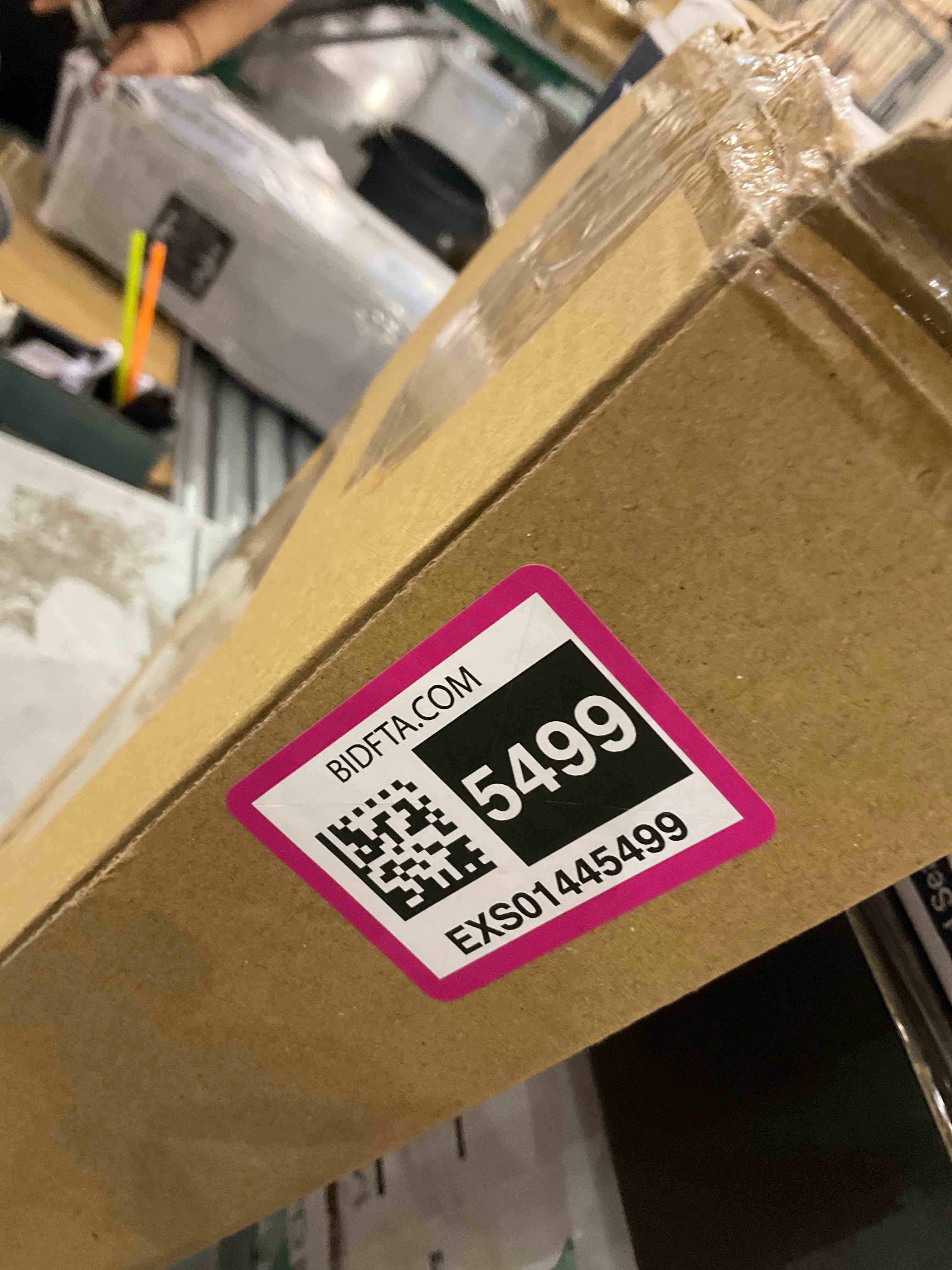 https://s3.amazonaws.com/lotting-images-prod/BargainHunt/EXS01445499_1721656933913.jpeg