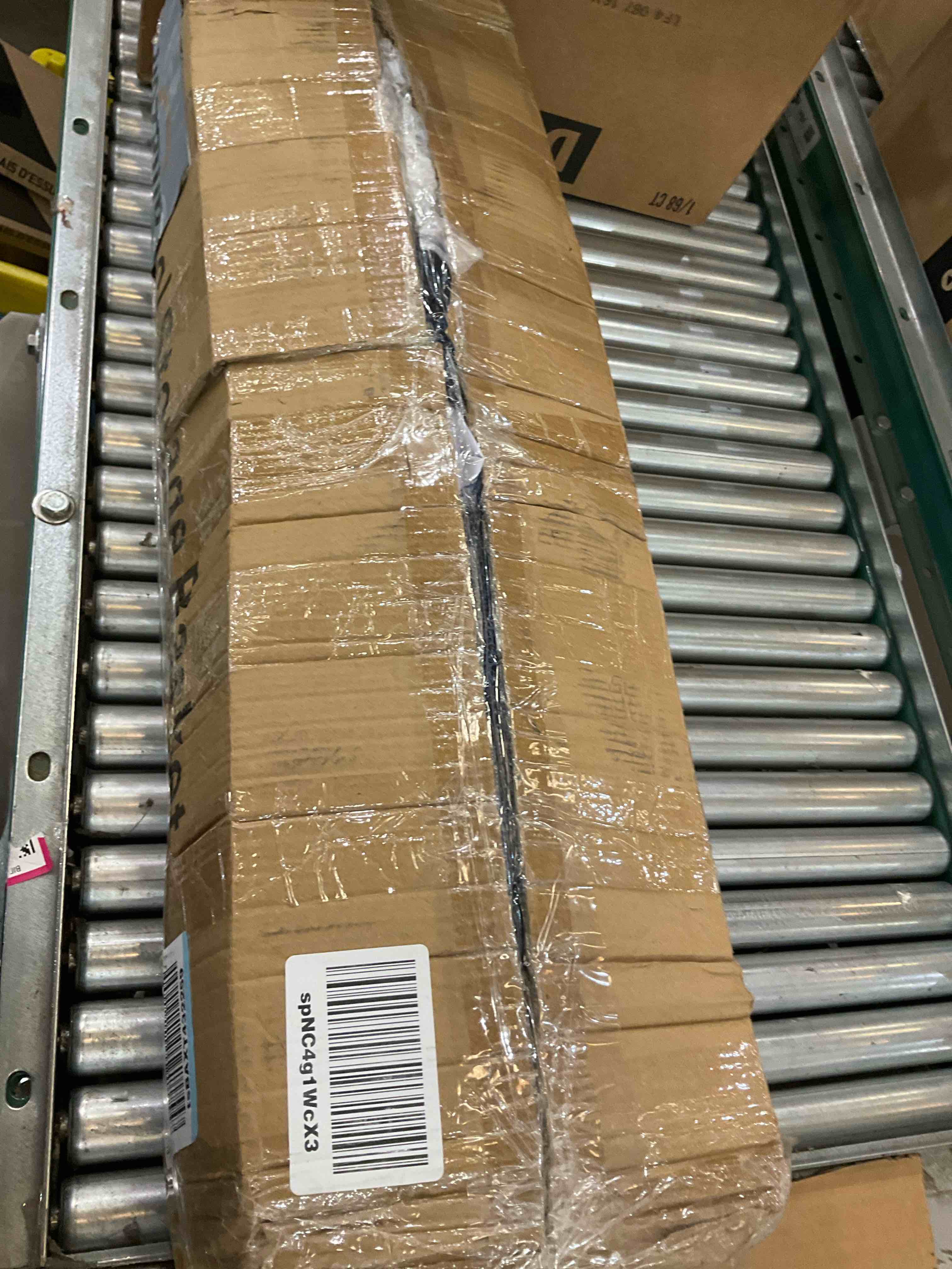 https://s3.amazonaws.com/lotting-images-prod/BargainHunt/EXS01445878_1717614685401.jpeg