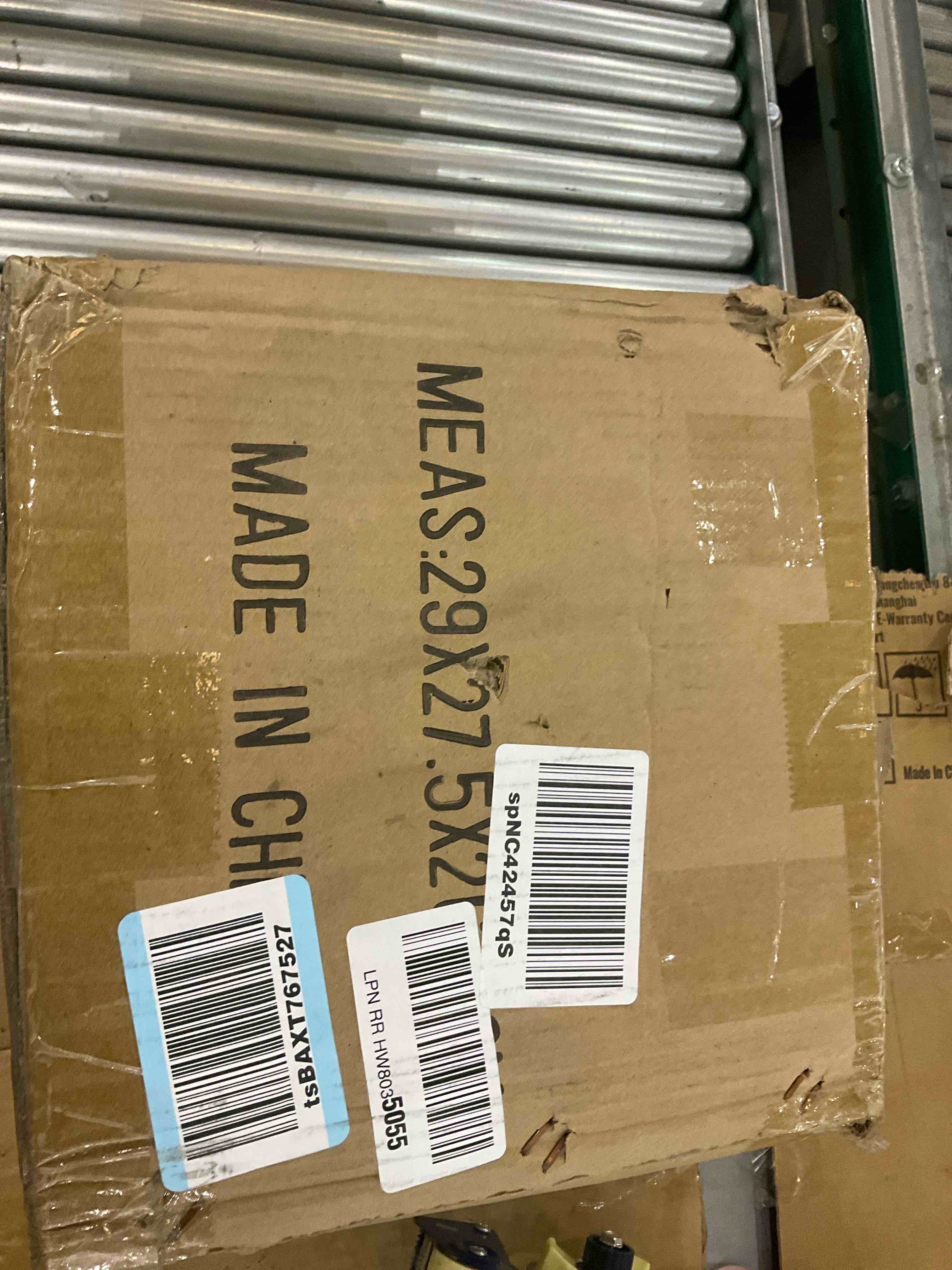 https://s3.amazonaws.com/lotting-images-prod/BargainHunt/EXS01445931_1717683243659.jpeg