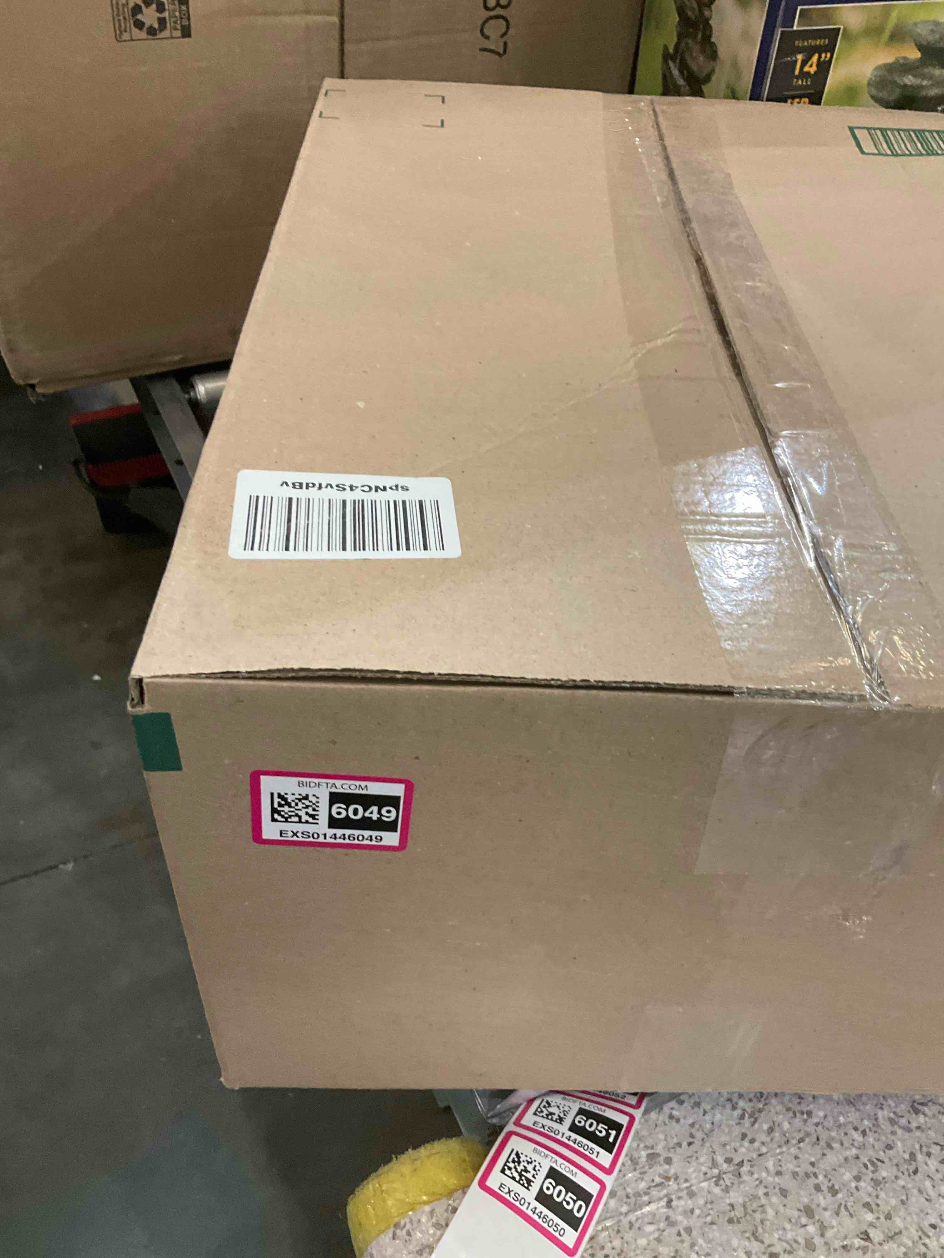 https://s3.amazonaws.com/lotting-images-prod/BargainHunt/EXS01446049_1720724735466.jpeg