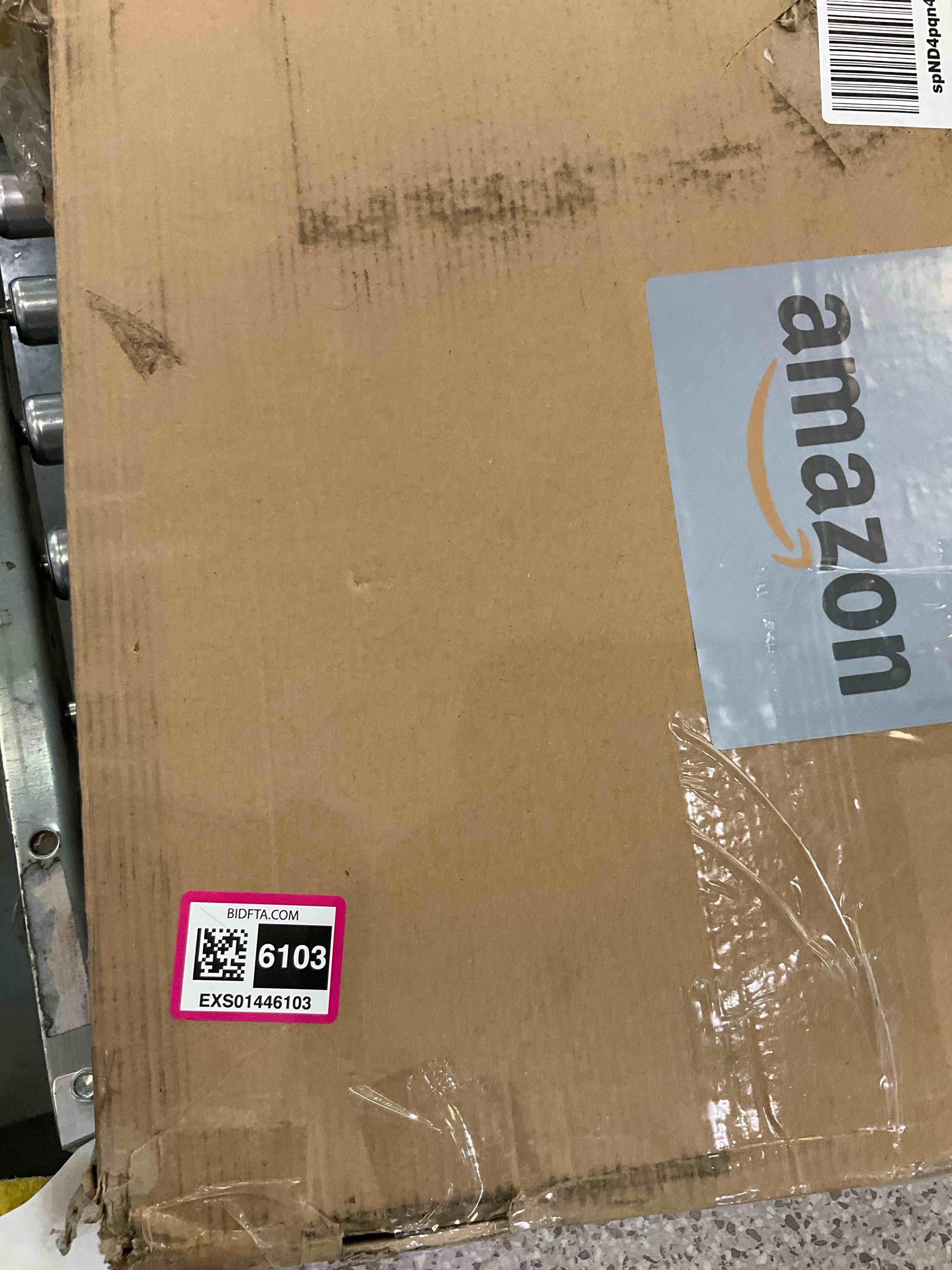 https://s3.amazonaws.com/lotting-images-prod/BargainHunt/EXS01446103_1721058507154.jpeg