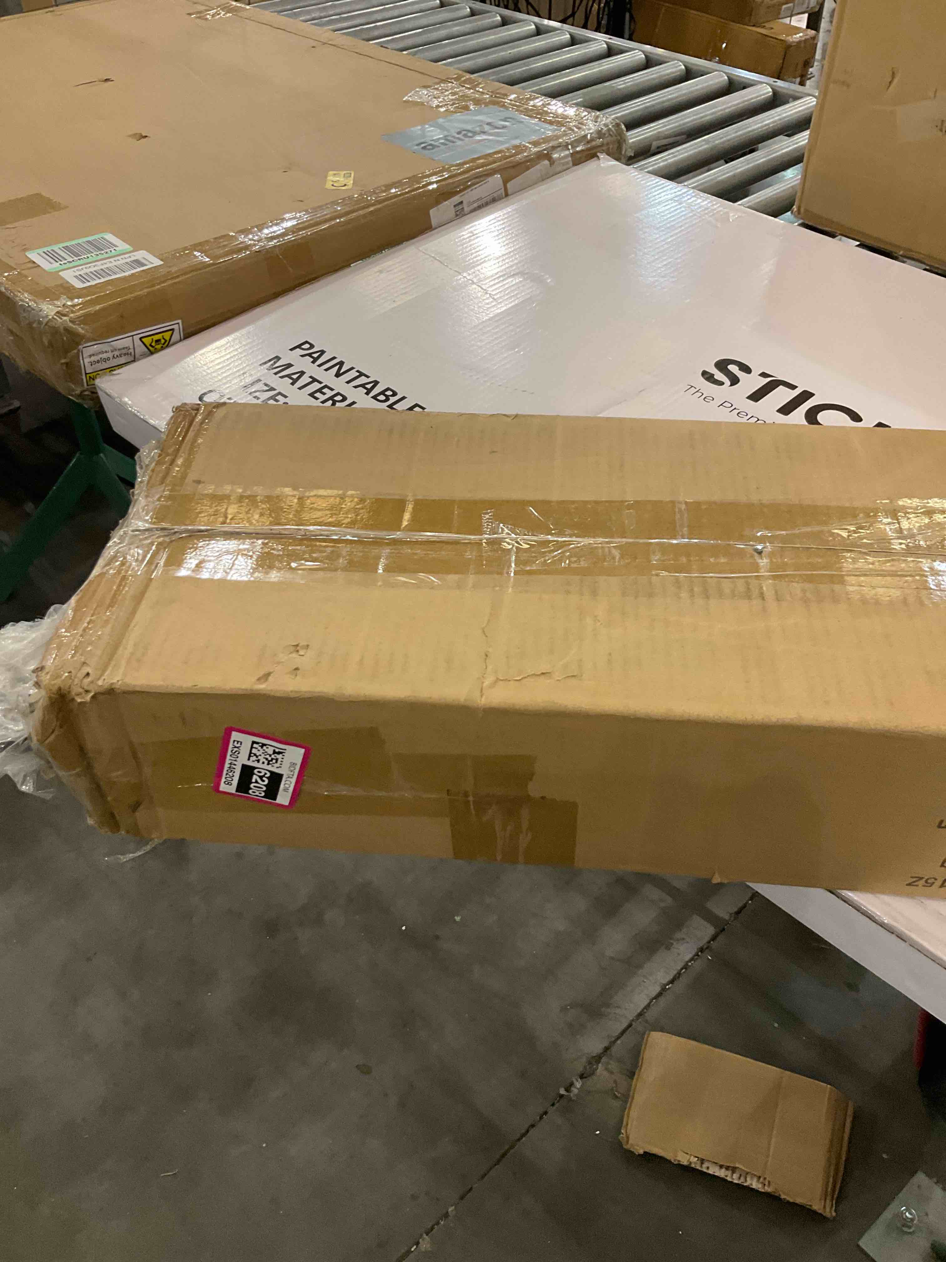 https://s3.amazonaws.com/lotting-images-prod/BargainHunt/EXS01446208_1721149812079.jpeg