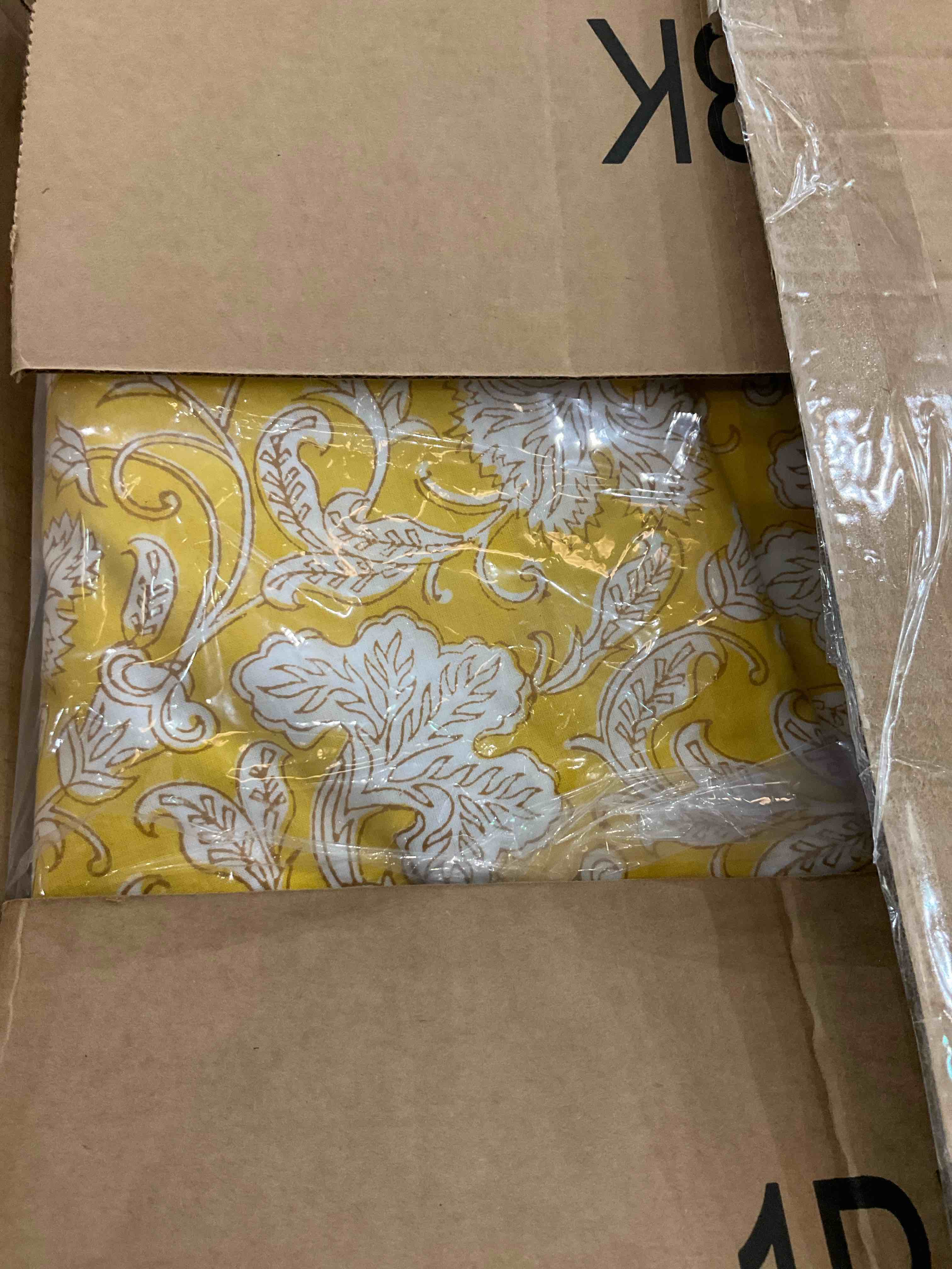 https://s3.amazonaws.com/lotting-images-prod/BargainHunt/EXS01446216_1721150924883.jpeg