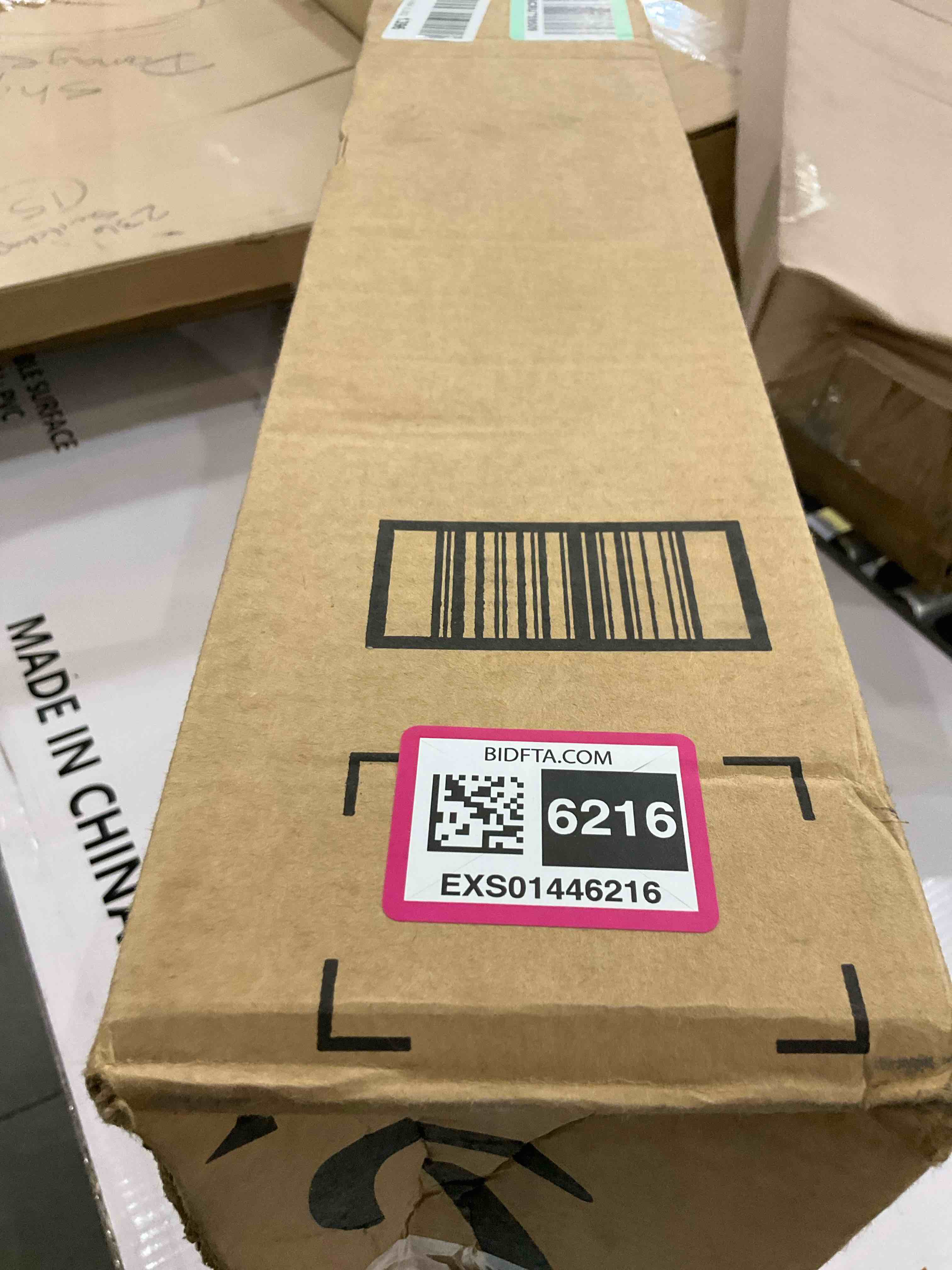 https://s3.amazonaws.com/lotting-images-prod/BargainHunt/EXS01446216_1721150944845.jpeg