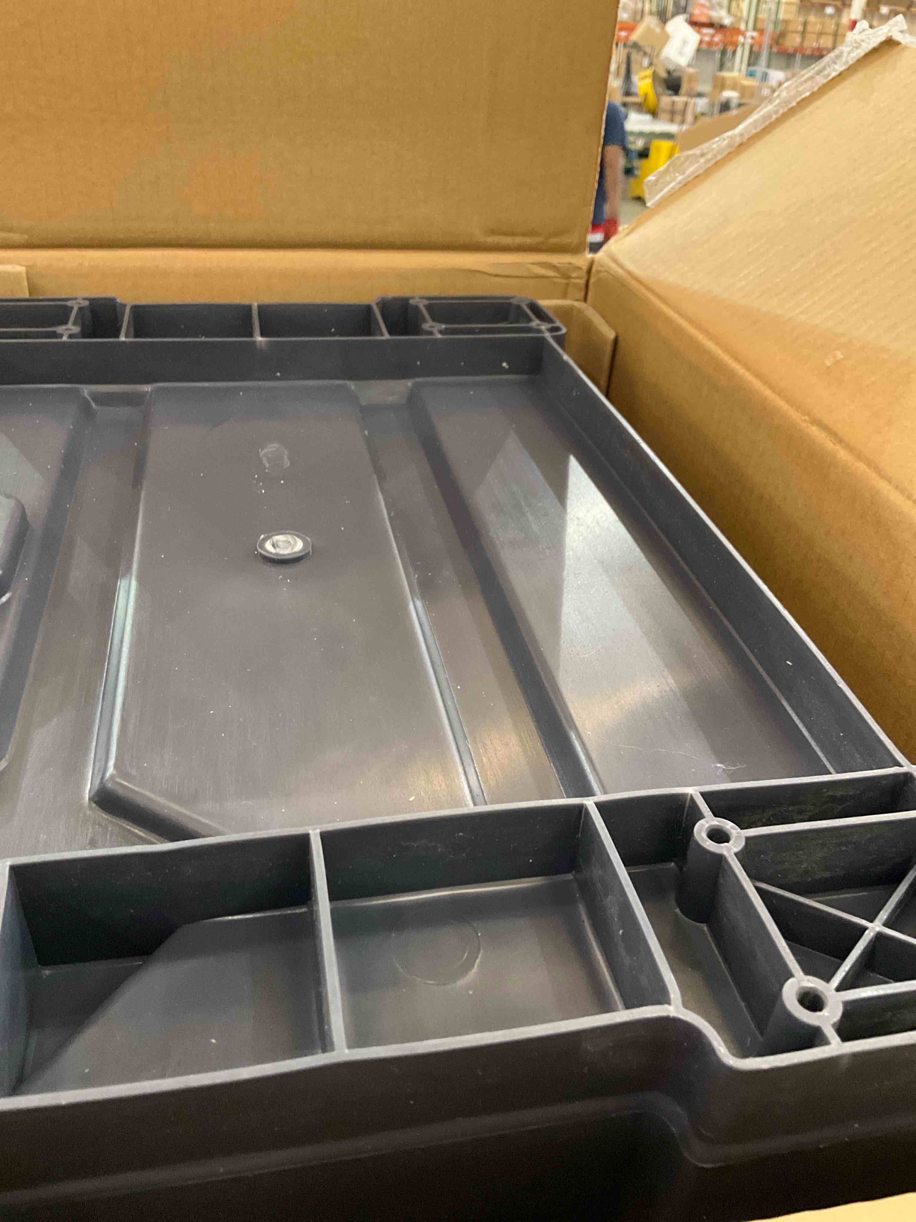 https://s3.amazonaws.com/lotting-images-prod/BargainHunt/EXS01446479_1721673904044.jpeg