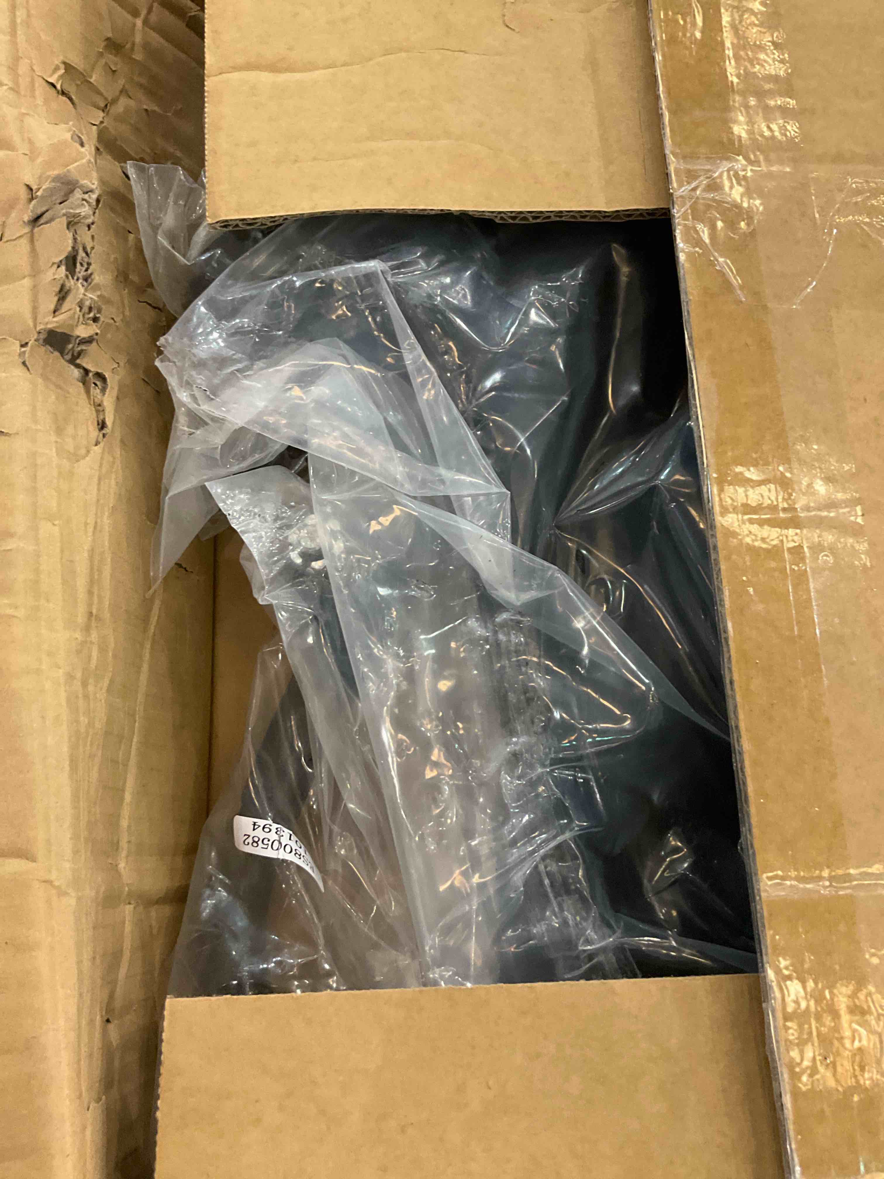https://s3.amazonaws.com/lotting-images-prod/BargainHunt/EXS01446487_1721674875874.jpeg