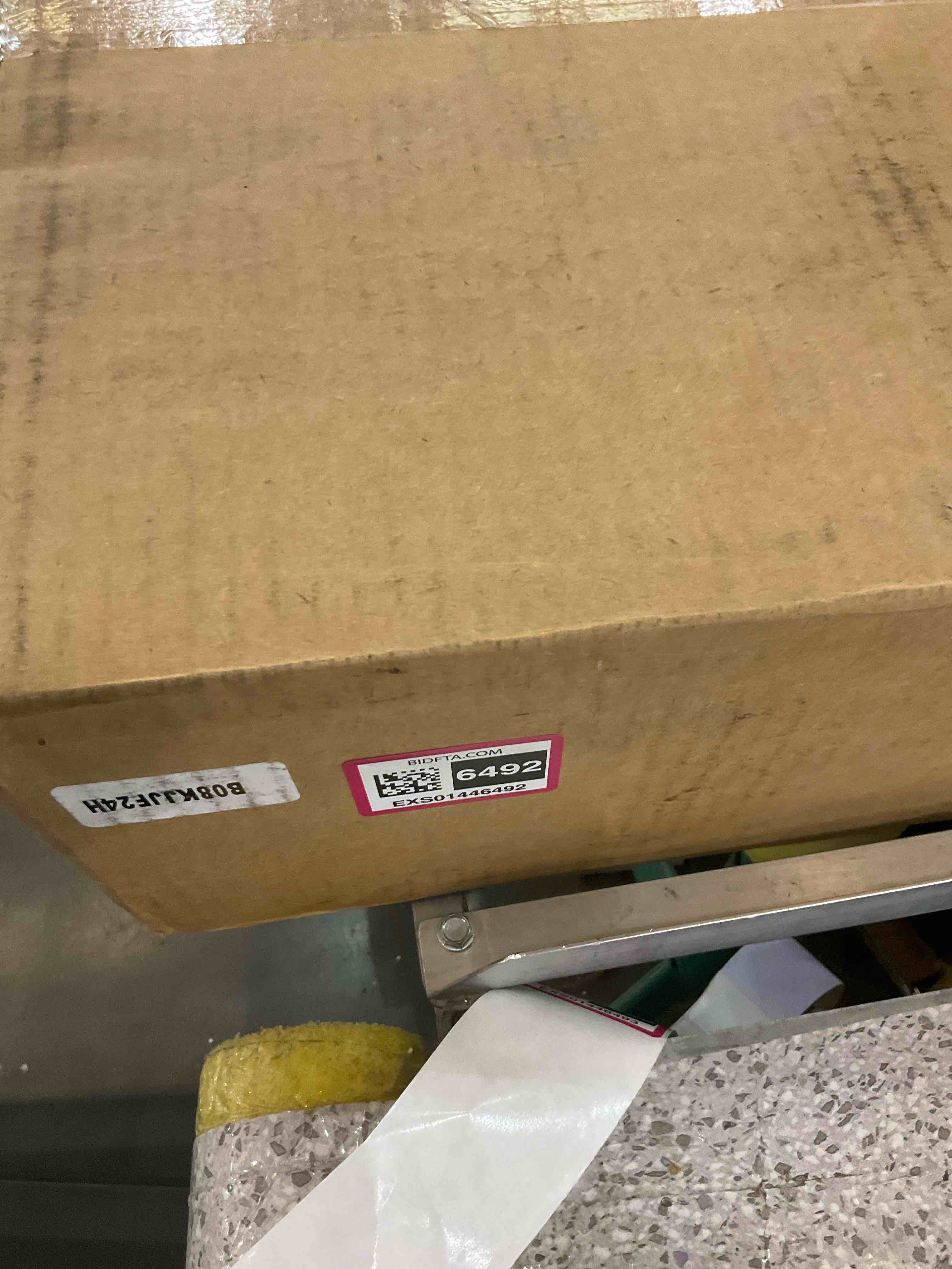 https://s3.amazonaws.com/lotting-images-prod/BargainHunt/EXS01446492_1721675346656.jpeg