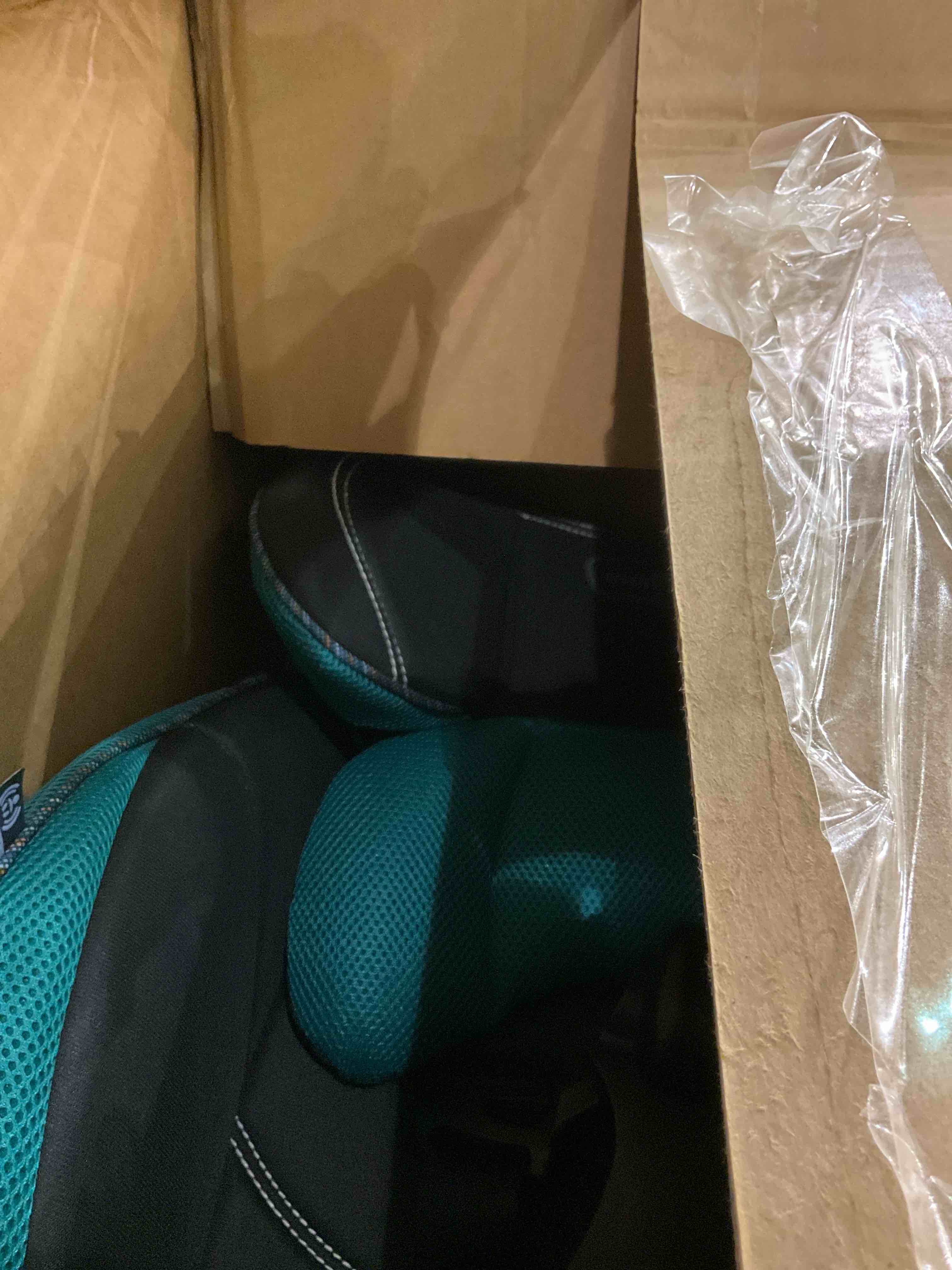 https://s3.amazonaws.com/lotting-images-prod/BargainHunt/EXS01446498_1721733227345.jpeg