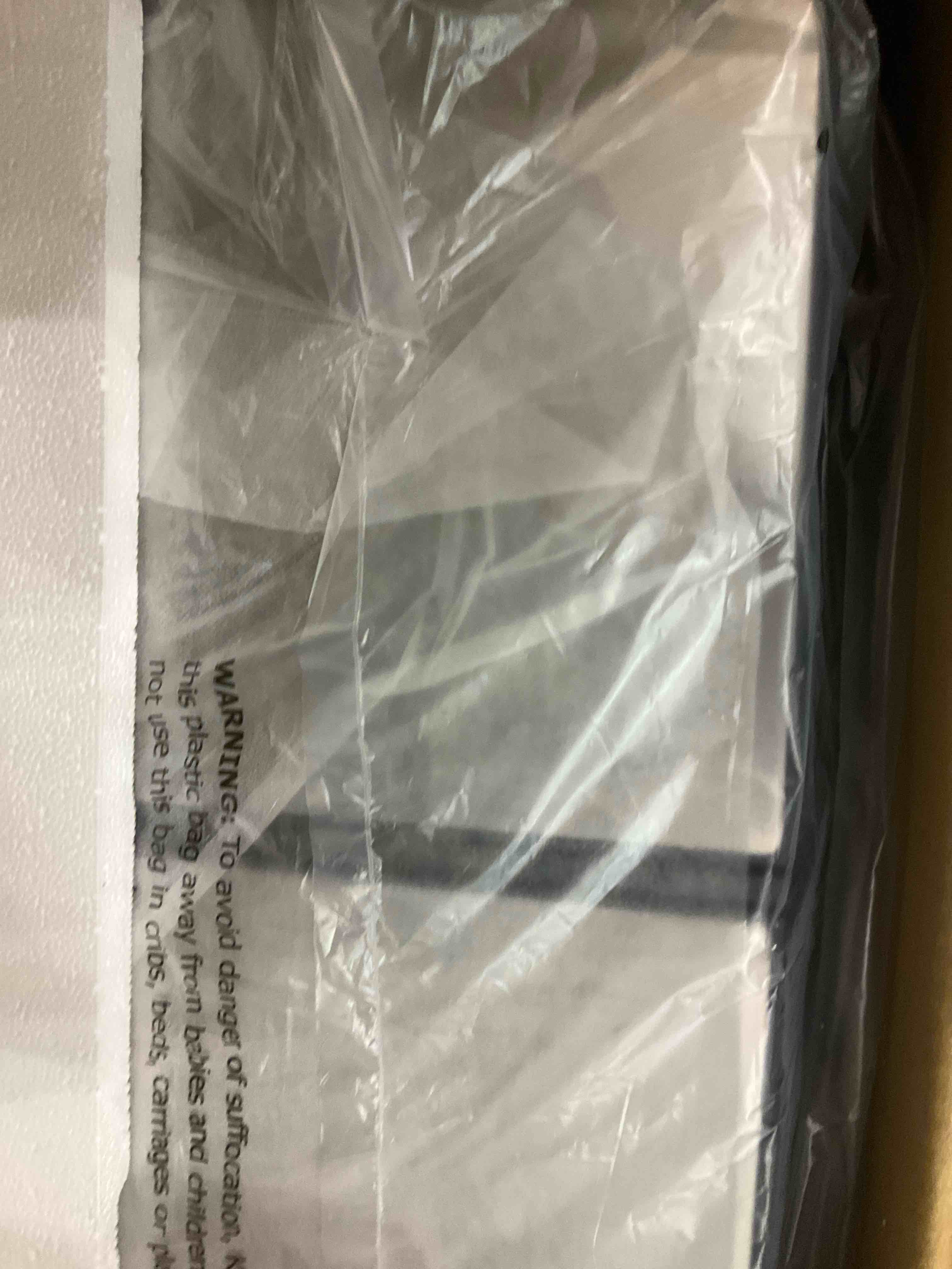 https://s3.amazonaws.com/lotting-images-prod/BargainHunt/EXS01446615_1717586359638.jpeg