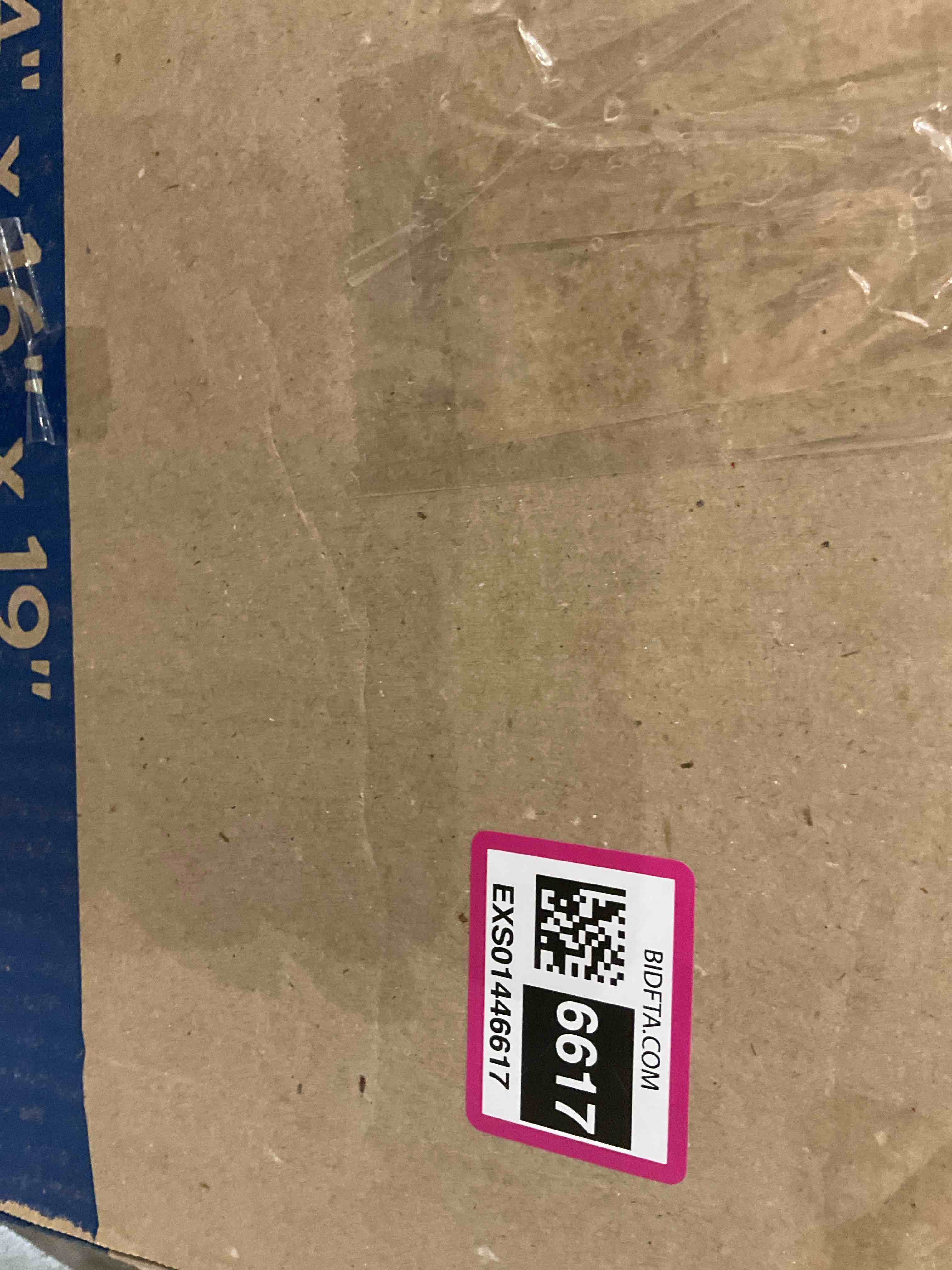 https://s3.amazonaws.com/lotting-images-prod/BargainHunt/EXS01446617_1717586802235.jpeg