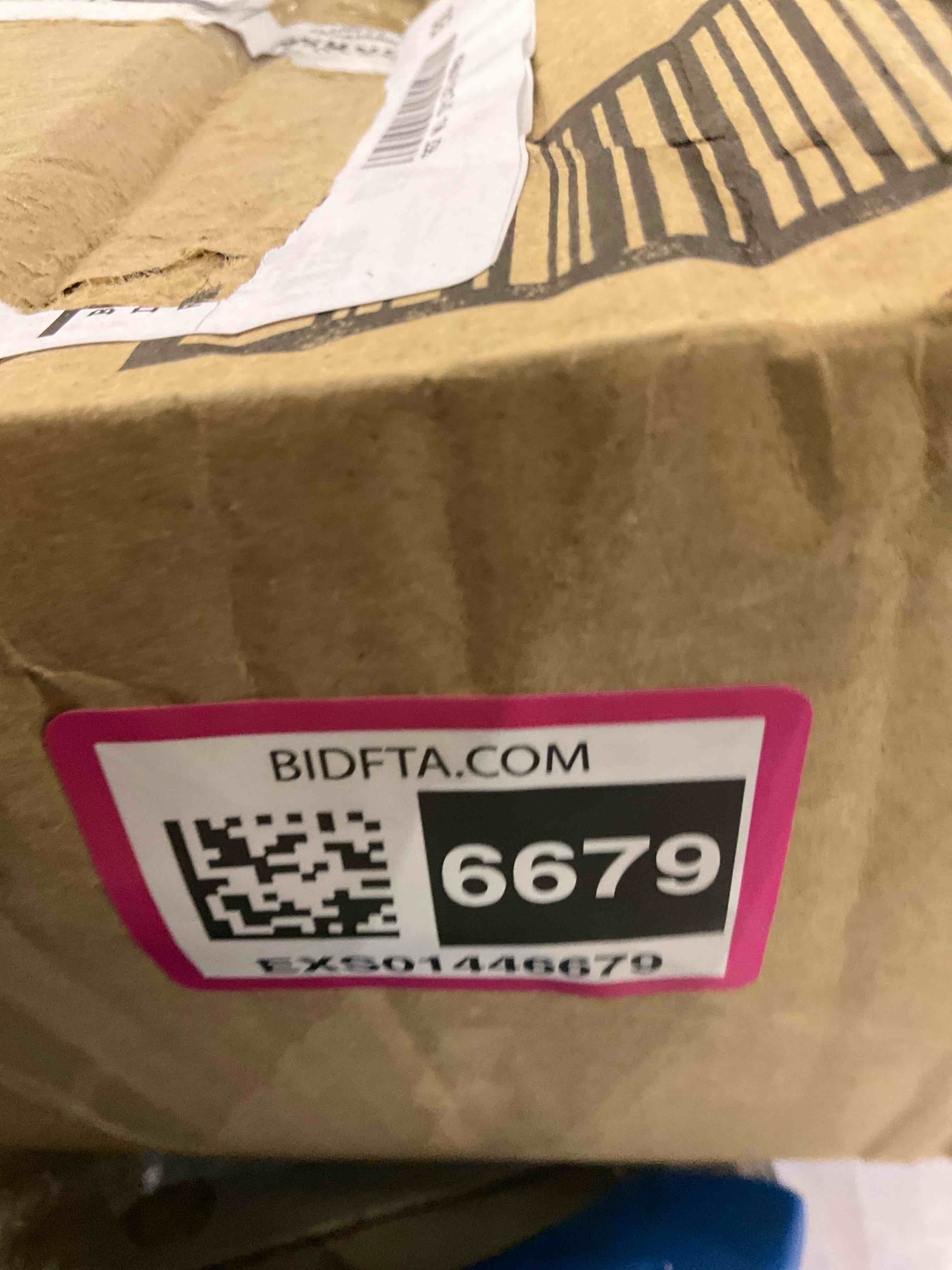 https://s3.amazonaws.com/lotting-images-prod/BargainHunt/EXS01446679_1717601438560.jpeg