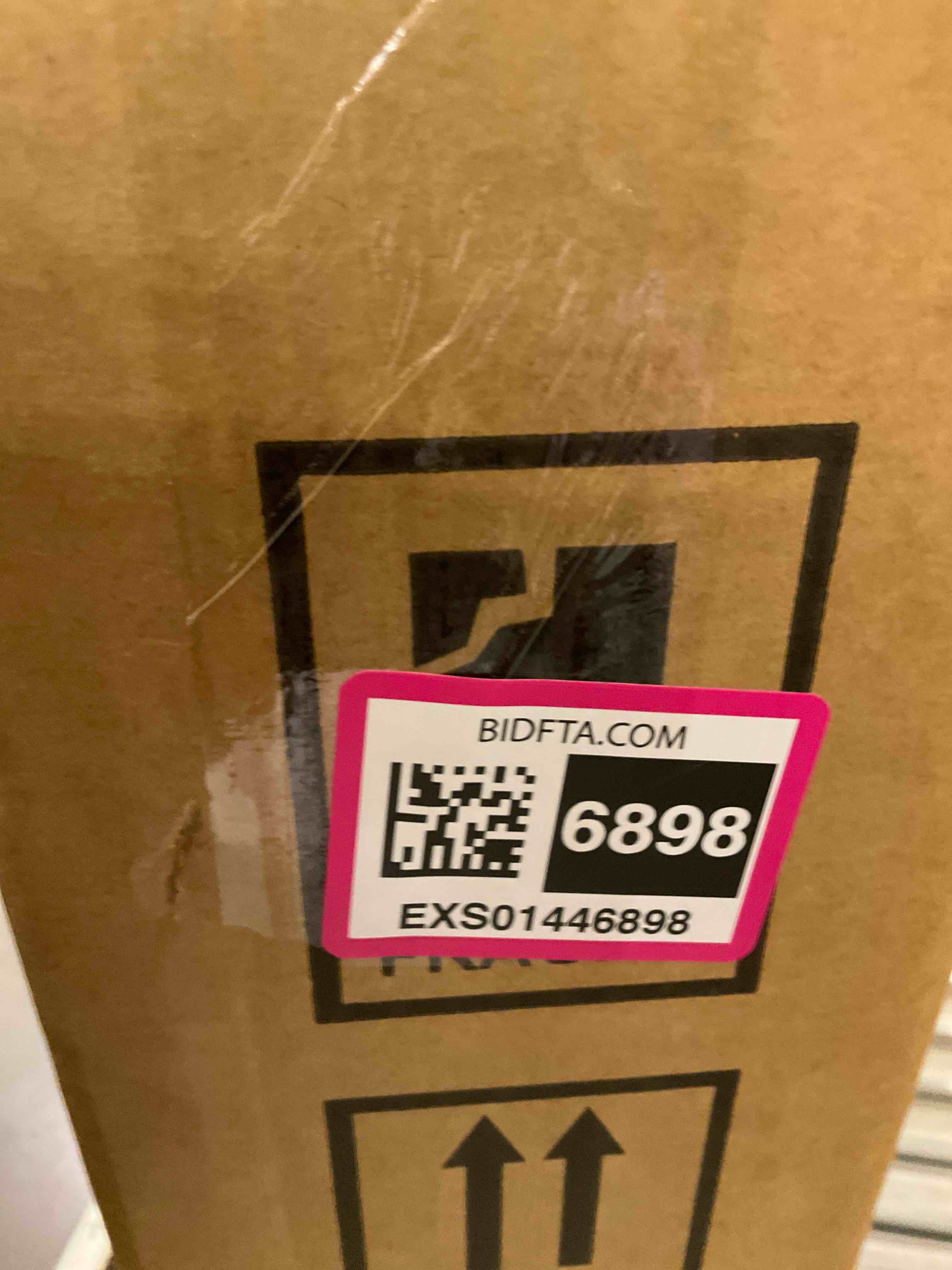 https://s3.amazonaws.com/lotting-images-prod/BargainHunt/EXS01446898_1717781354963.jpeg