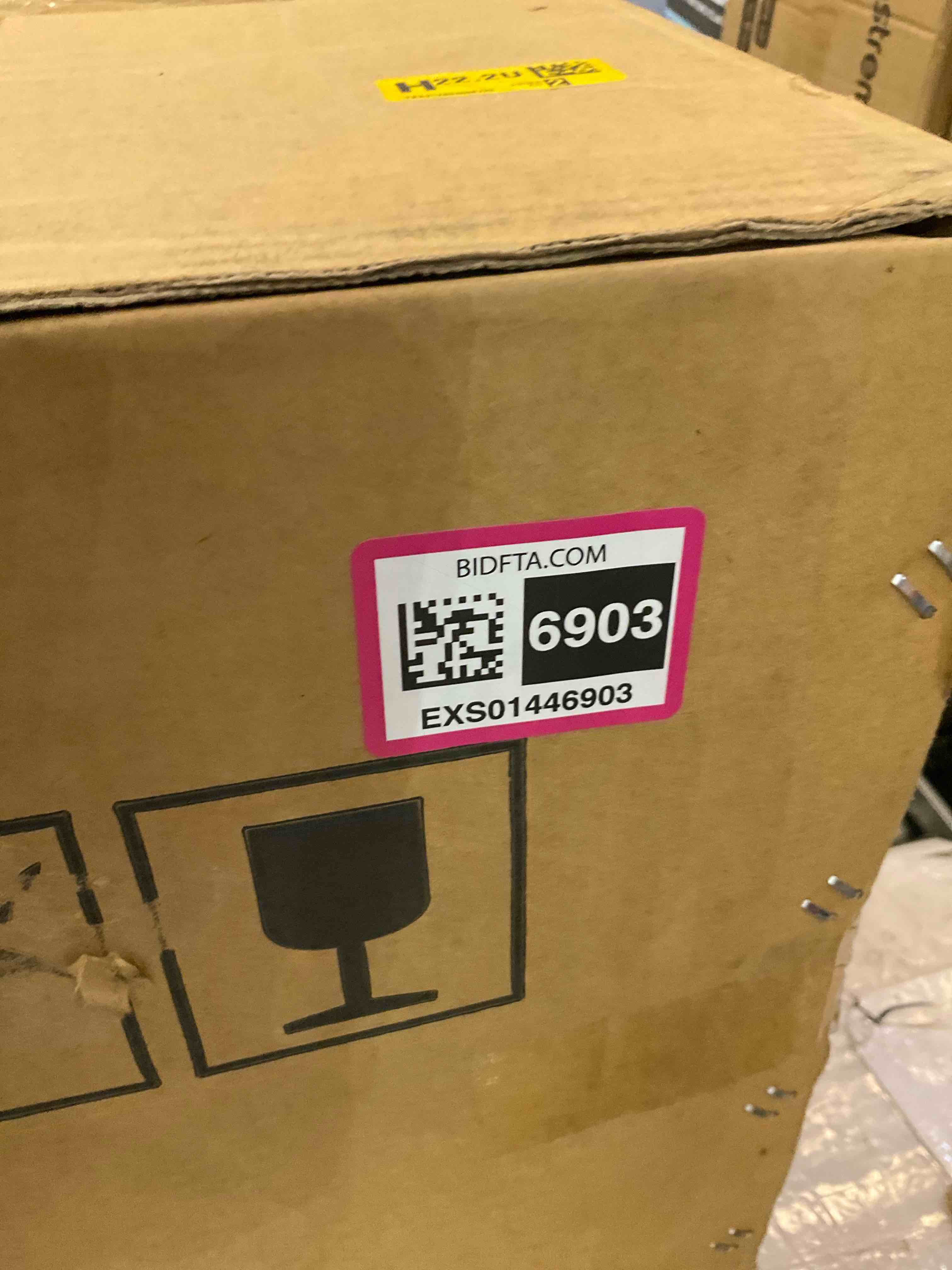 https://s3.amazonaws.com/lotting-images-prod/BargainHunt/EXS01446903_1717782185995.jpeg