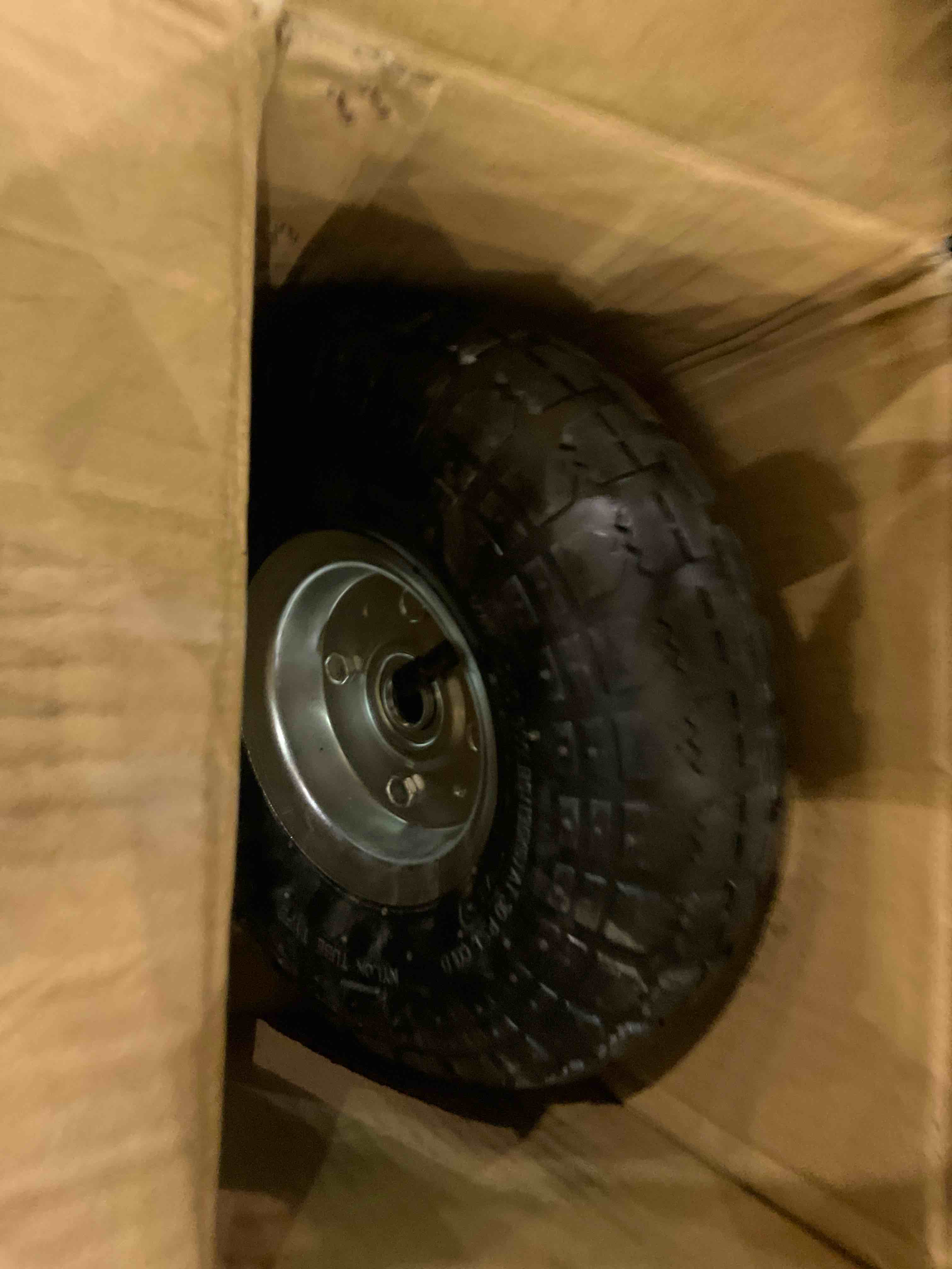 https://s3.amazonaws.com/lotting-images-prod/BargainHunt/EXS01446928_1718019259926.jpeg