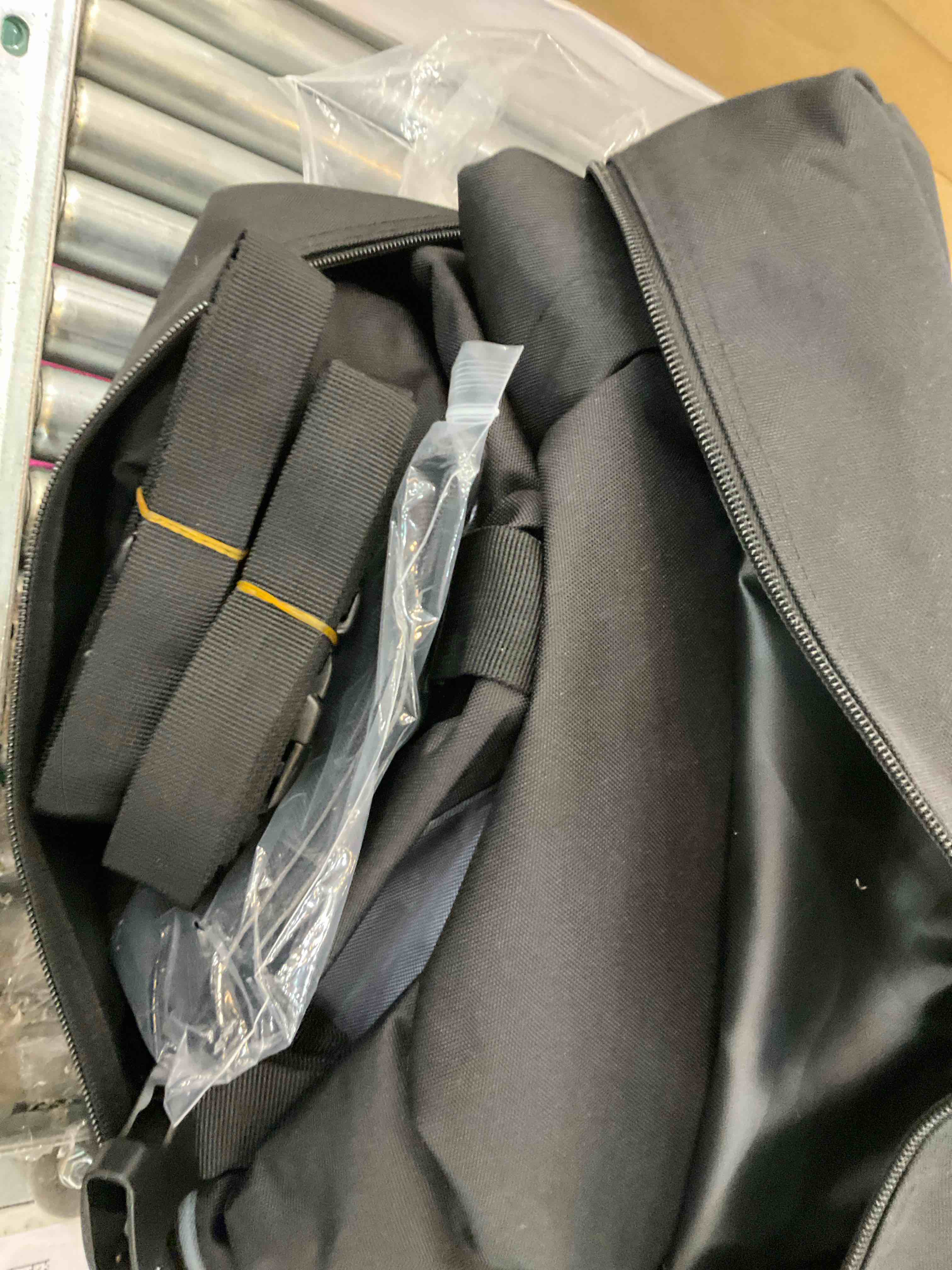 ROOFTOP CARGO CARRIER Suitable For All Vehicles With Or Without Rack