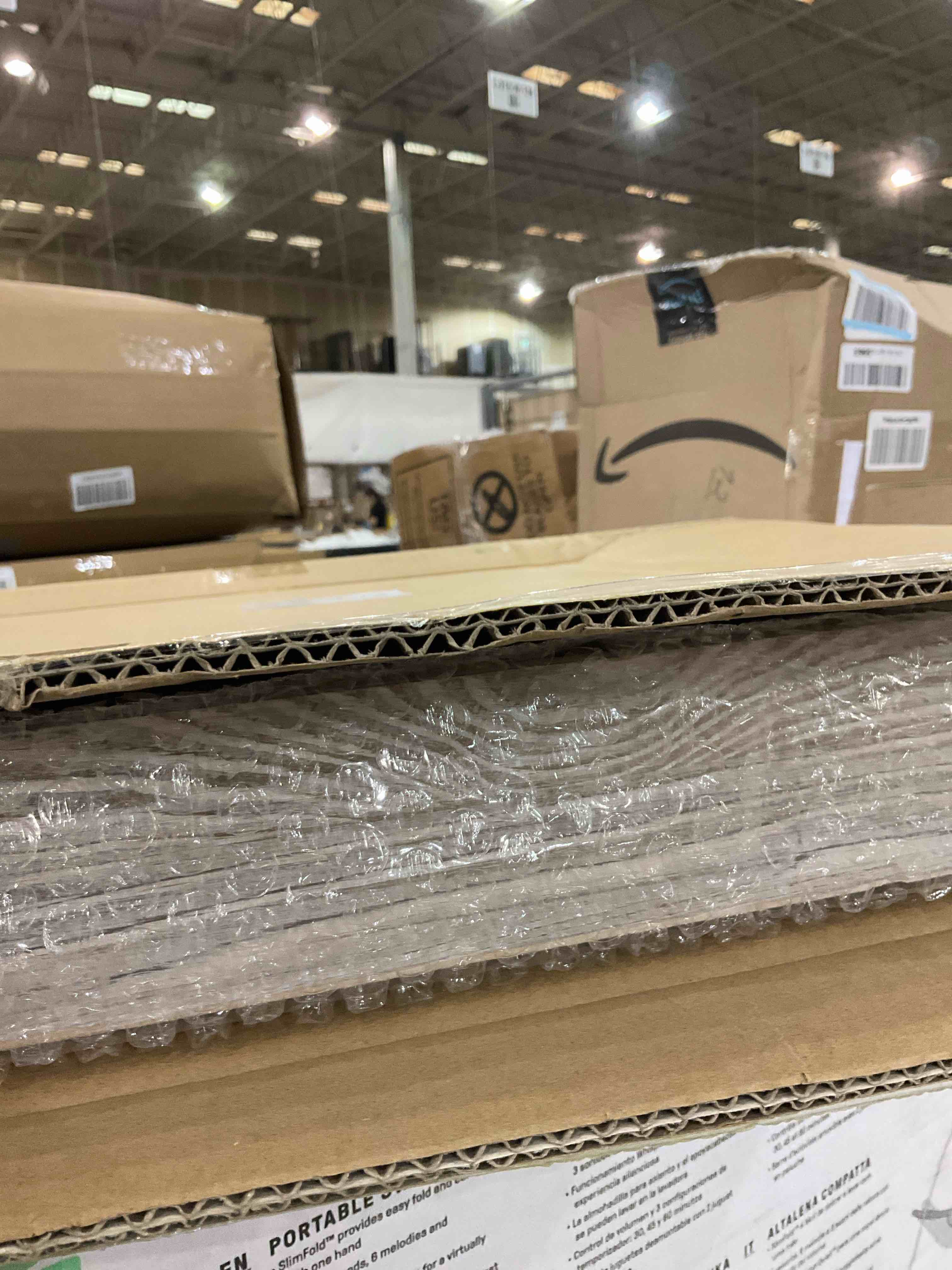 https://s3.amazonaws.com/lotting-images-prod/BargainHunt/EXS01447039_1717591309011.jpeg