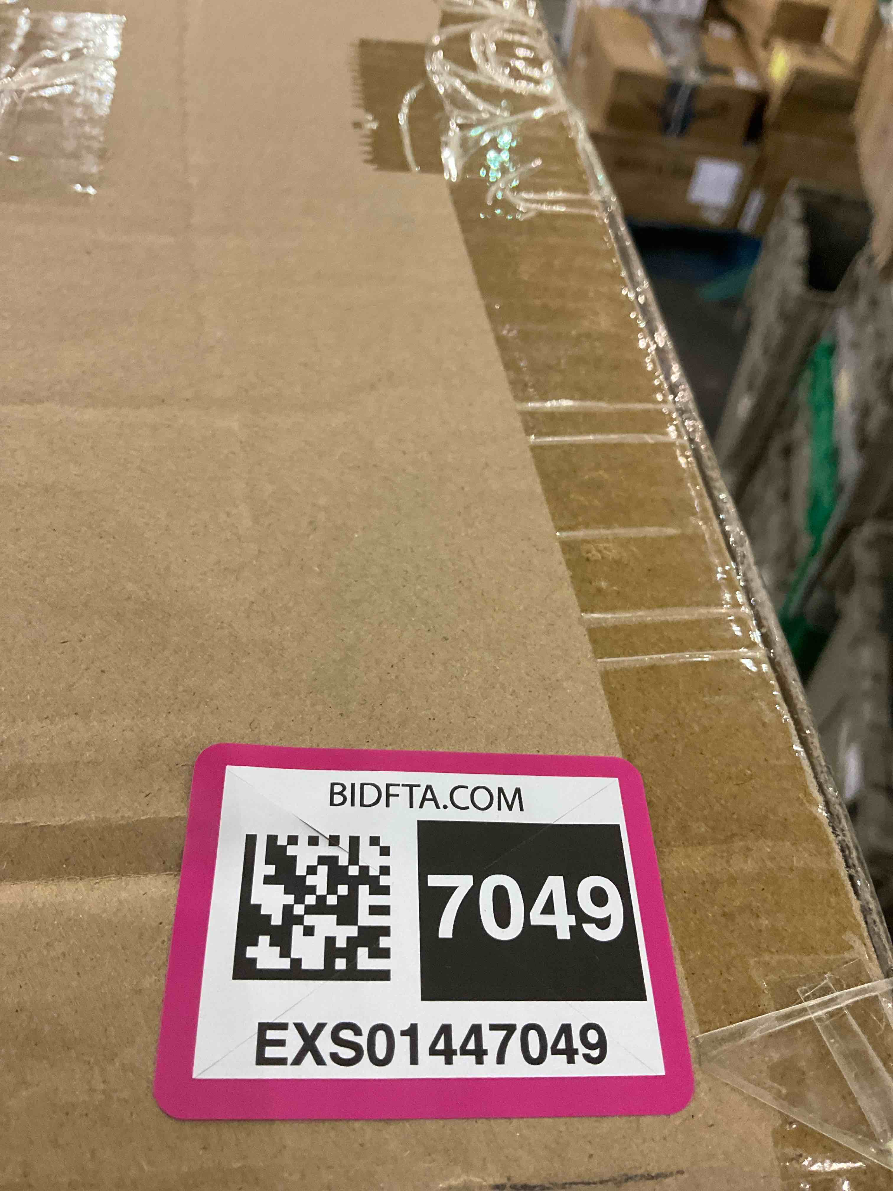 https://s3.amazonaws.com/lotting-images-prod/BargainHunt/EXS01447049_1717594363611.jpeg