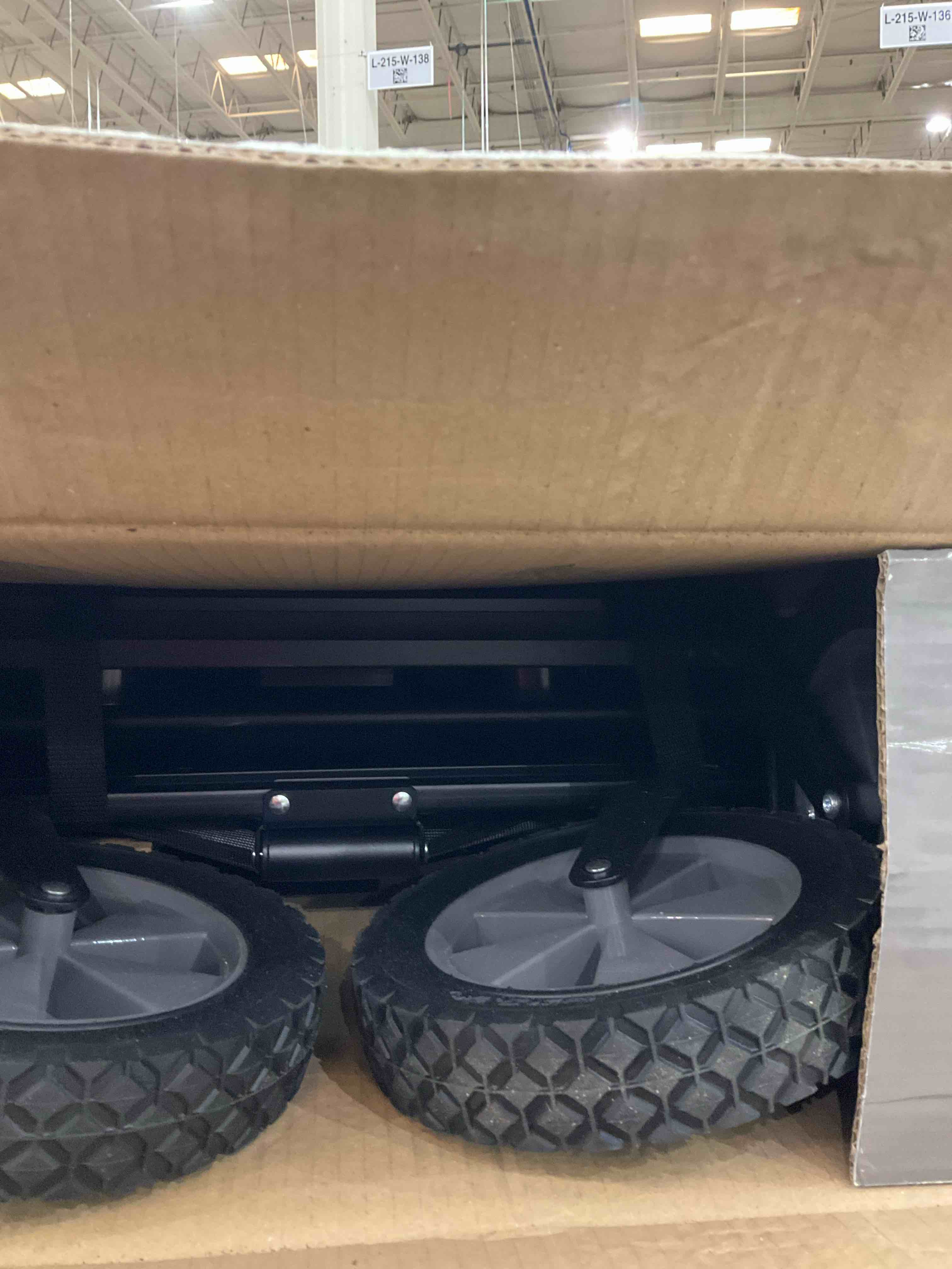 https://s3.amazonaws.com/lotting-images-prod/BargainHunt/EXS01447118_1717606236931.jpeg