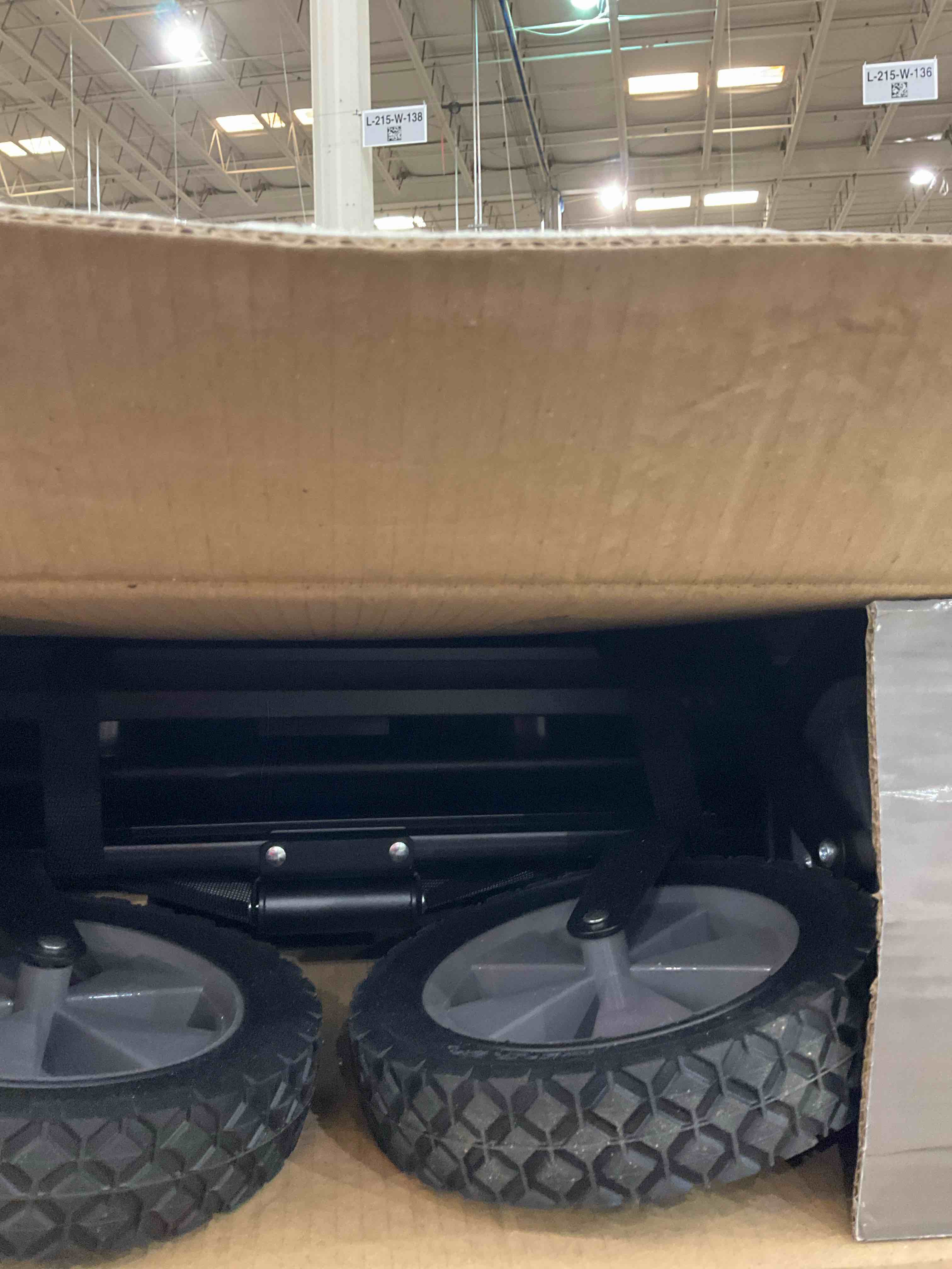https://s3.amazonaws.com/lotting-images-prod/BargainHunt/EXS01447118_1717606238542.jpeg