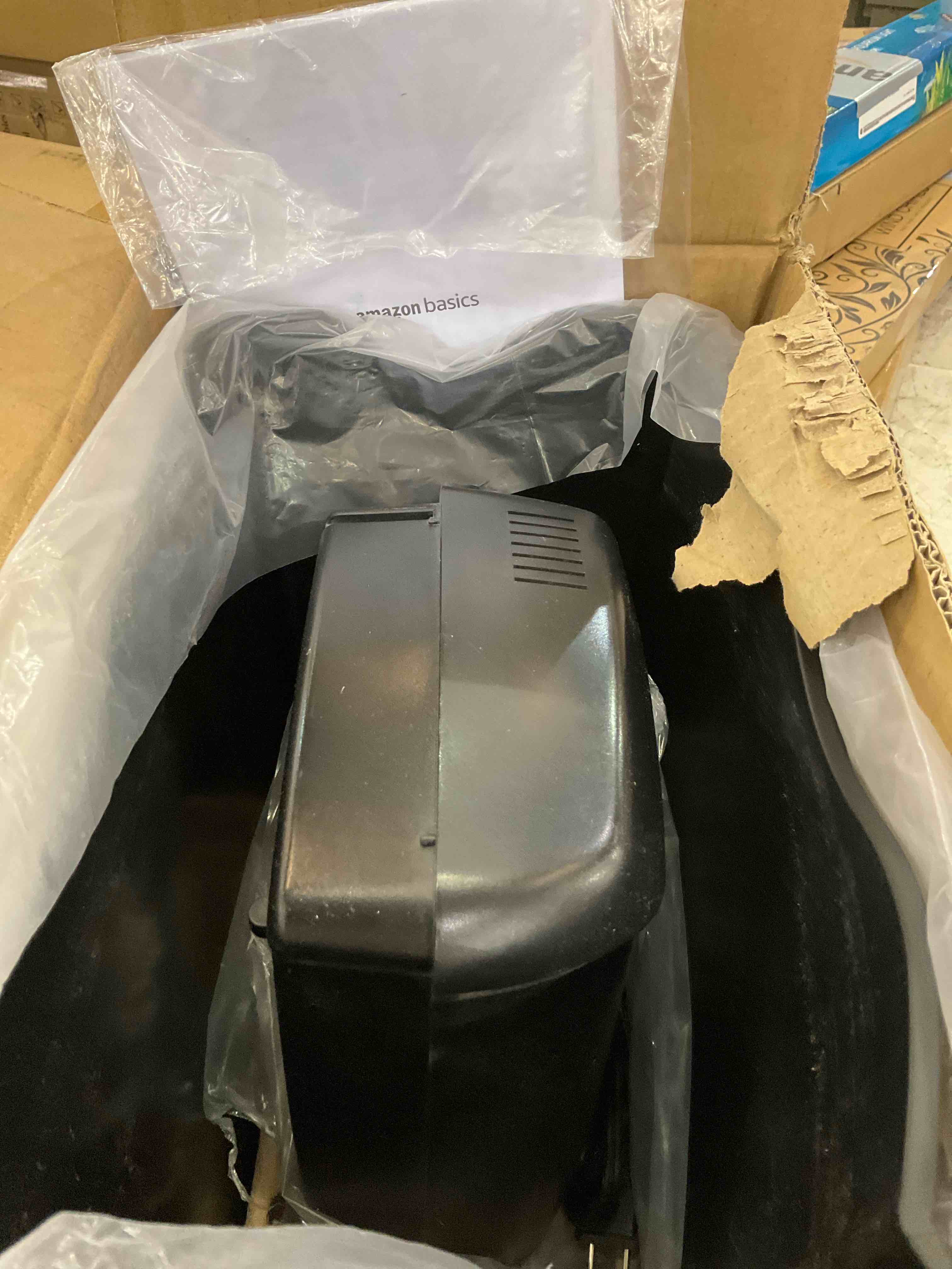 https://s3.amazonaws.com/lotting-images-prod/BargainHunt/EXS01447132_1717607731958.jpeg