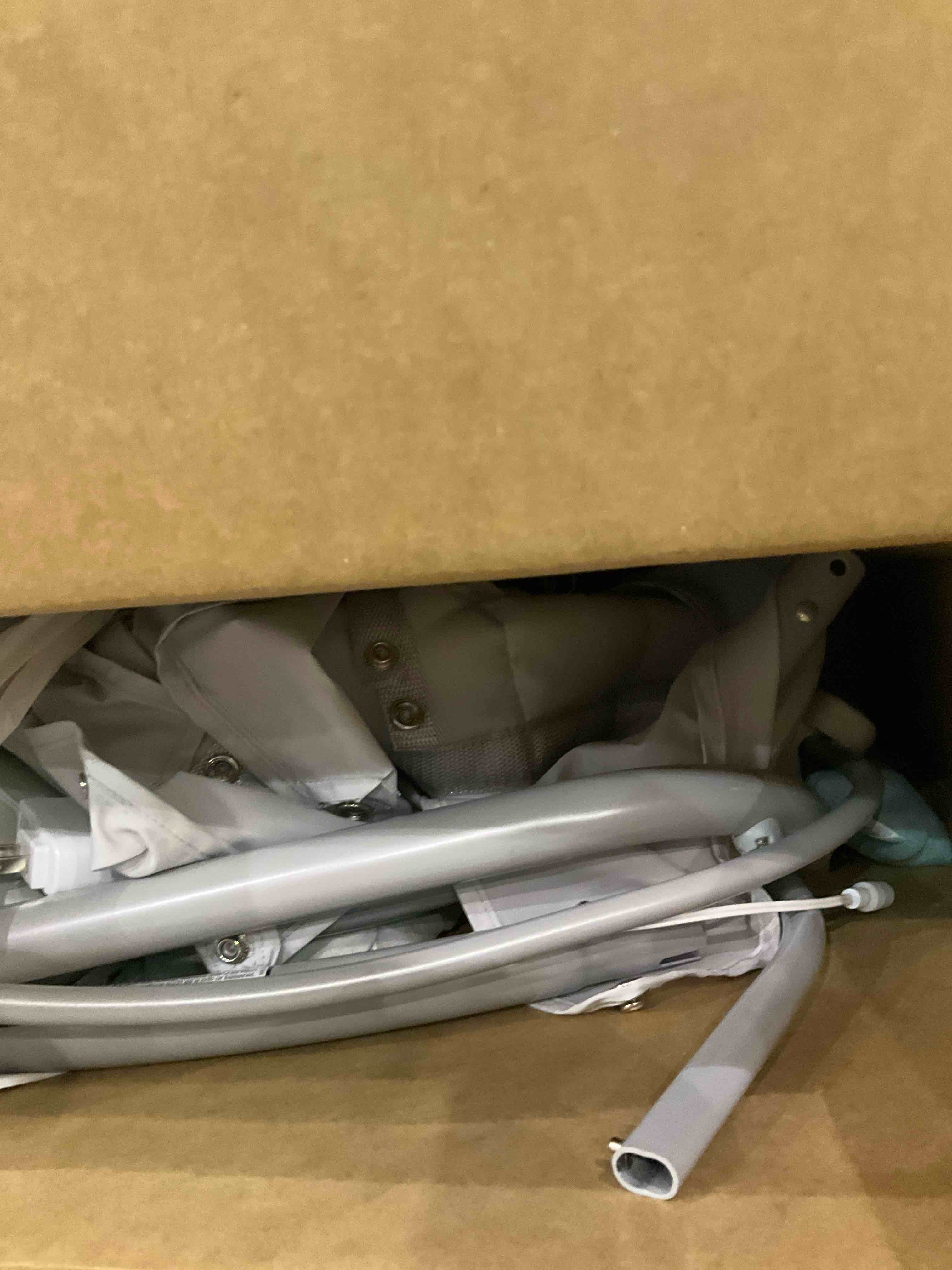 https://s3.amazonaws.com/lotting-images-prod/BargainHunt/EXS01447196_1717674209070.jpeg