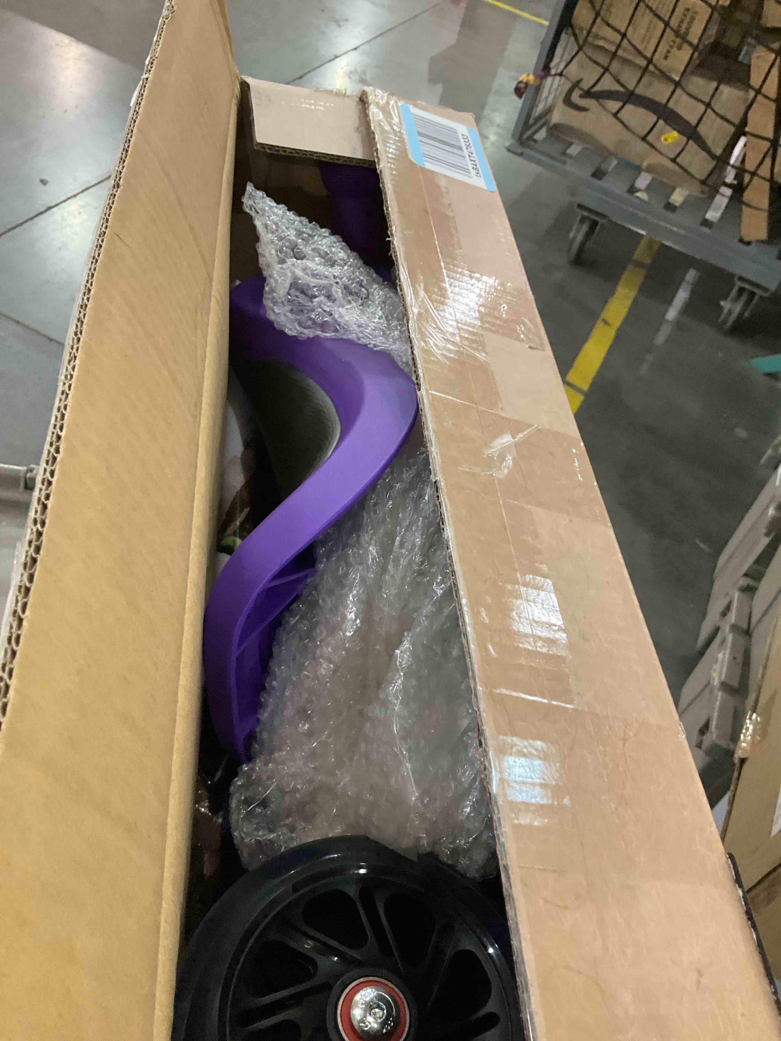 https://s3.amazonaws.com/lotting-images-prod/BargainHunt/EXS01447220_1717677106224.jpeg