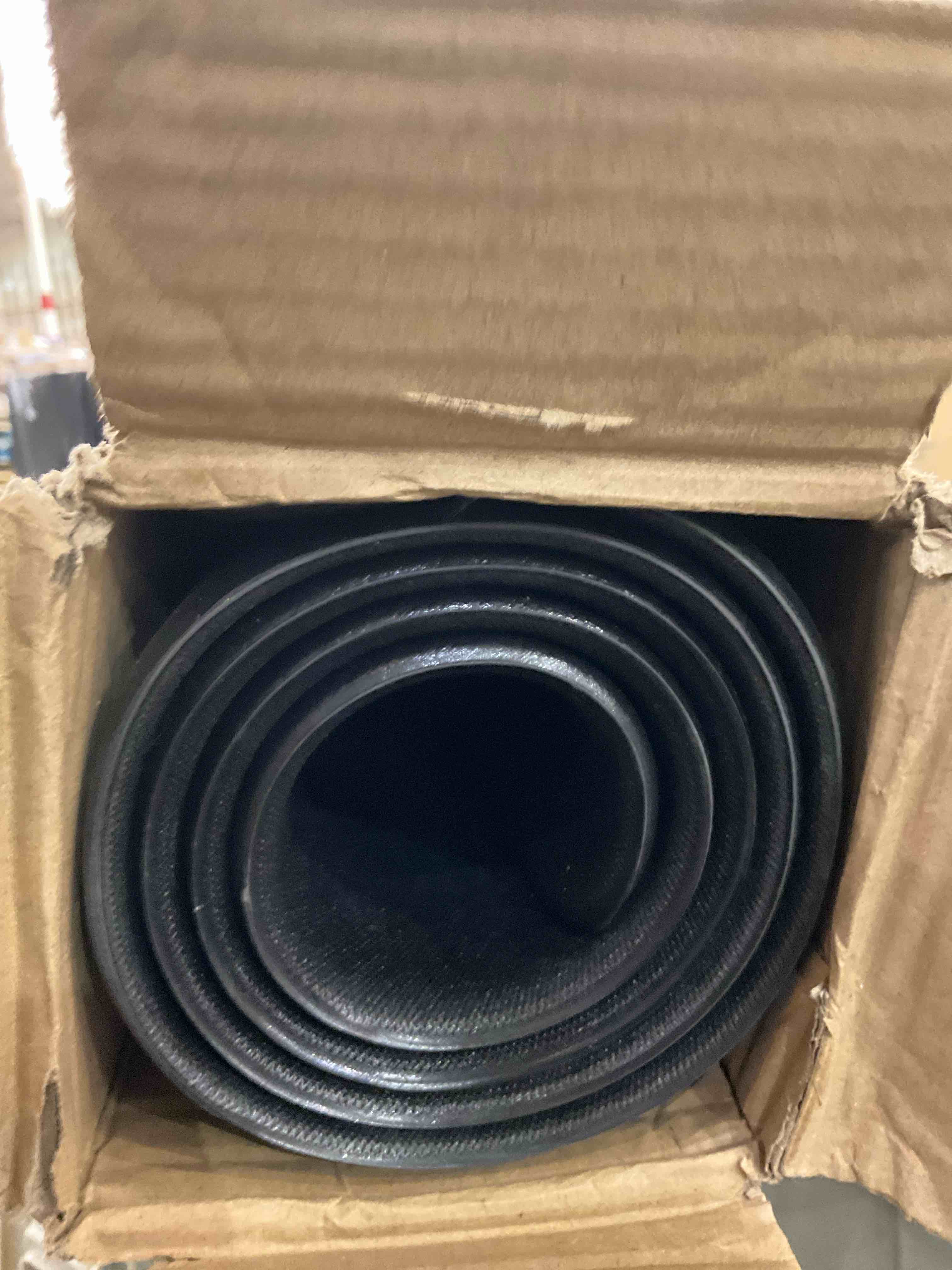 https://s3.amazonaws.com/lotting-images-prod/BargainHunt/EXS01447261_1717683672008.jpeg
