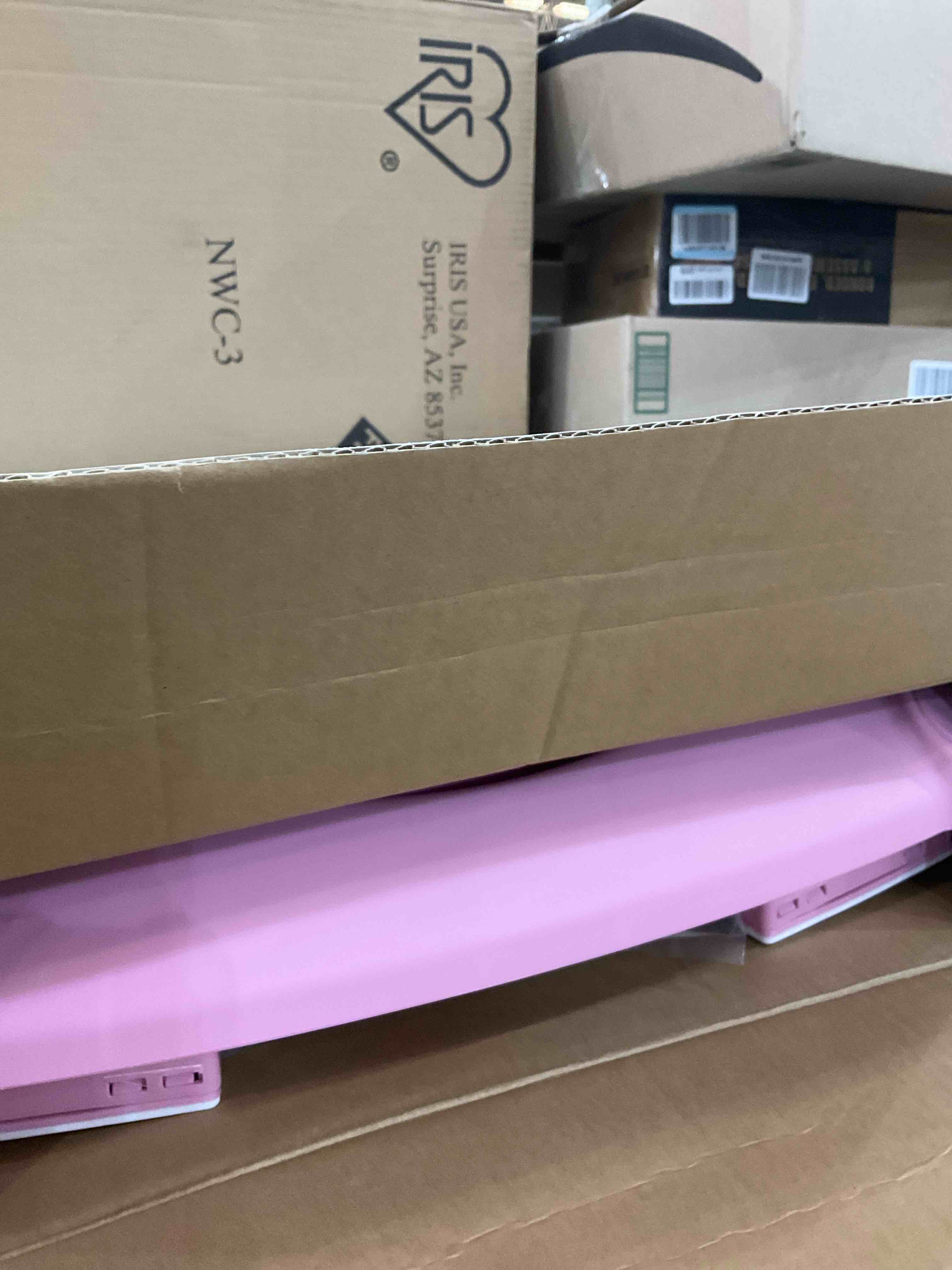 https://s3.amazonaws.com/lotting-images-prod/BargainHunt/EXS01447326_1717767743301.jpeg