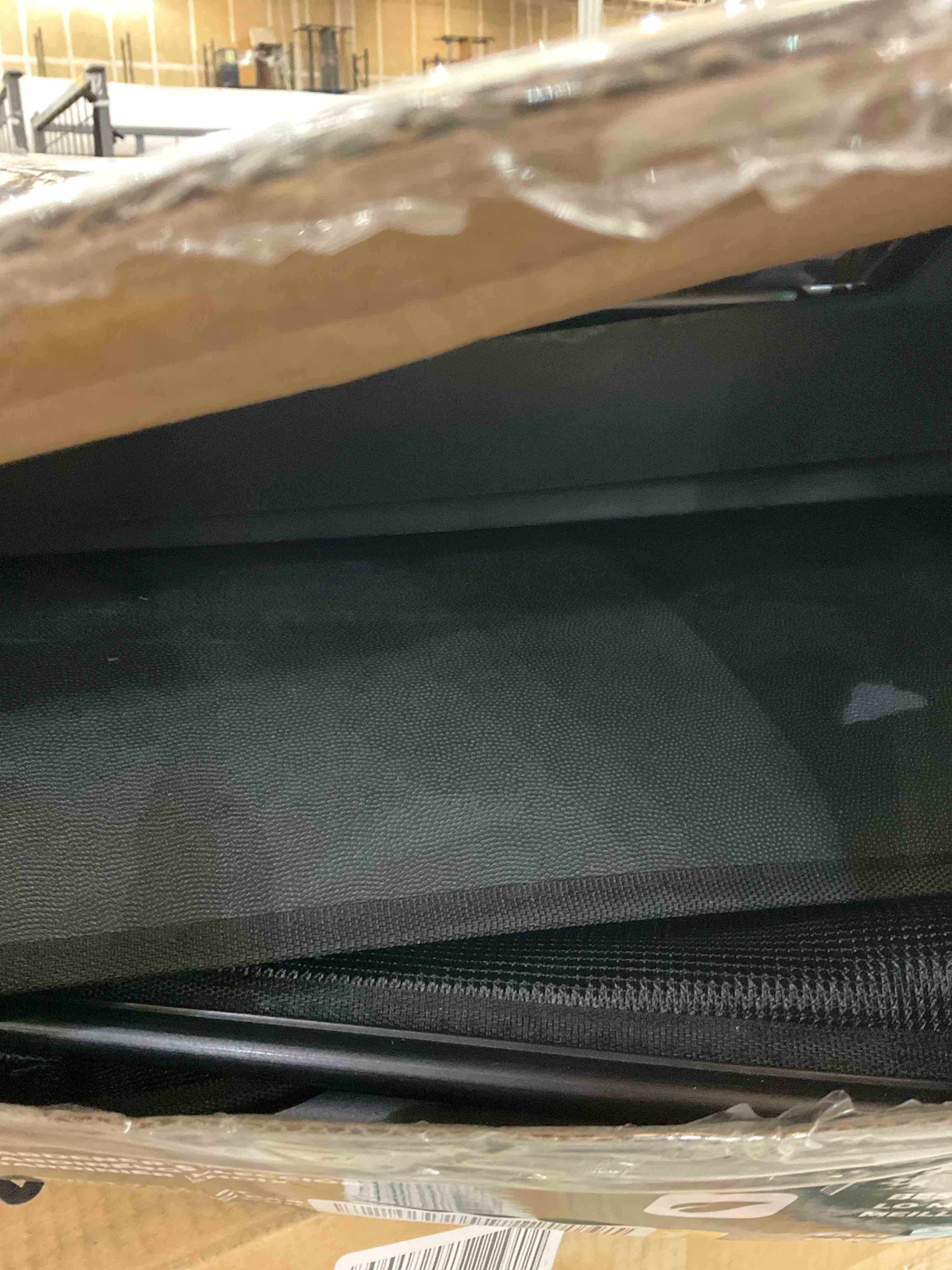 https://s3.amazonaws.com/lotting-images-prod/BargainHunt/EXS01447354_1717771403346.jpeg