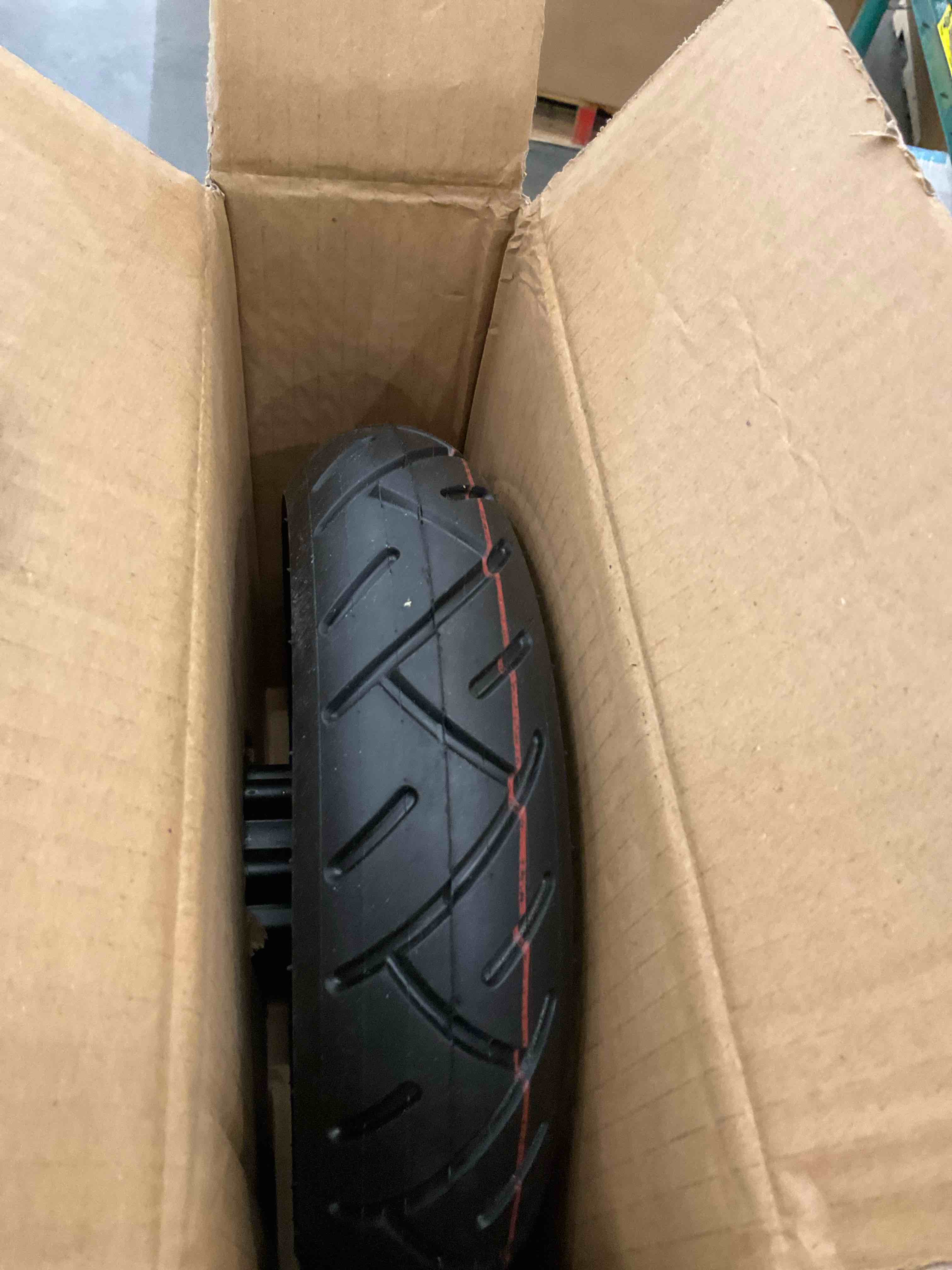 https://s3.amazonaws.com/lotting-images-prod/BargainHunt/EXS01447419_1717784503732.jpeg