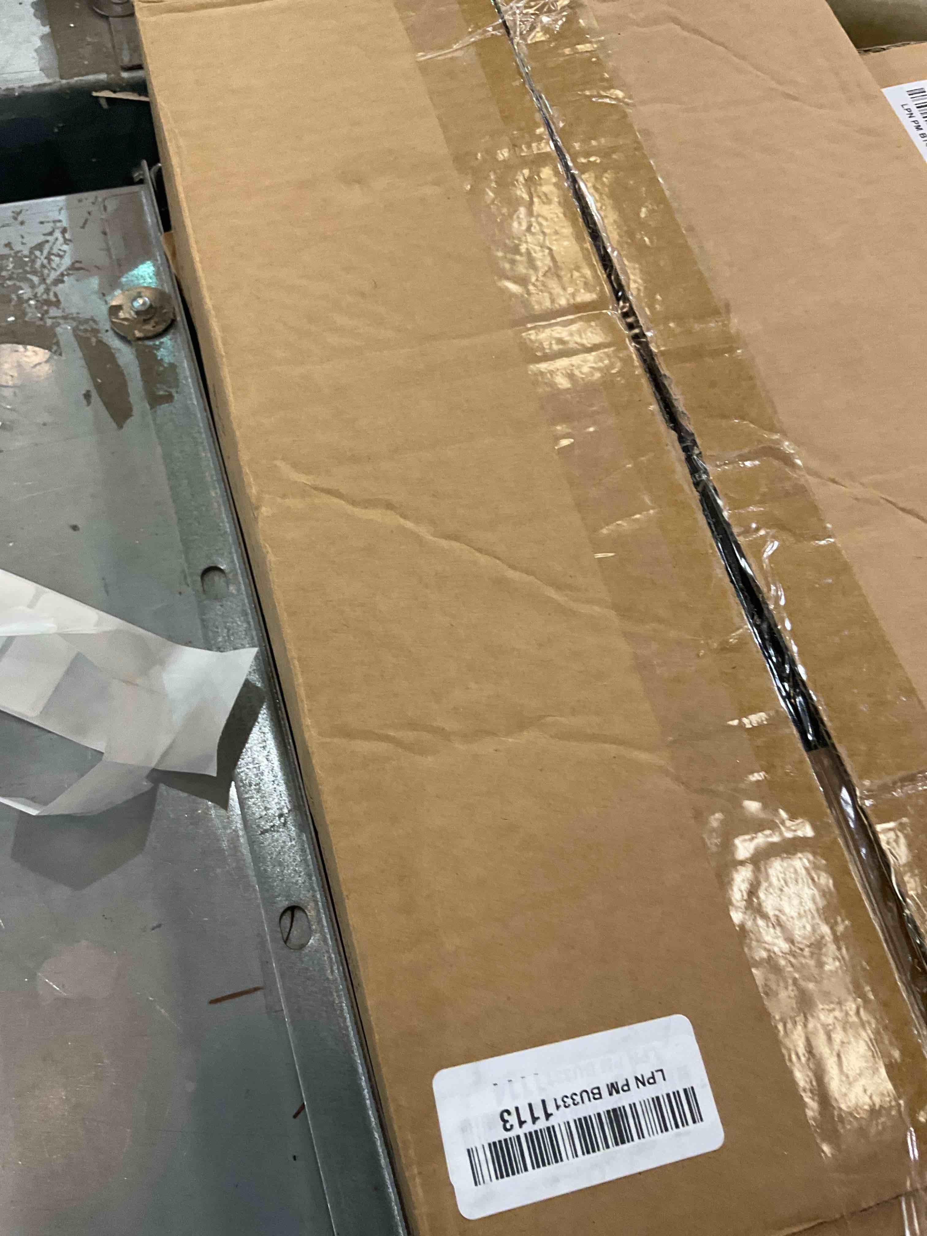 https://s3.amazonaws.com/lotting-images-prod/BargainHunt/EXS01447516_1717176546458.jpeg