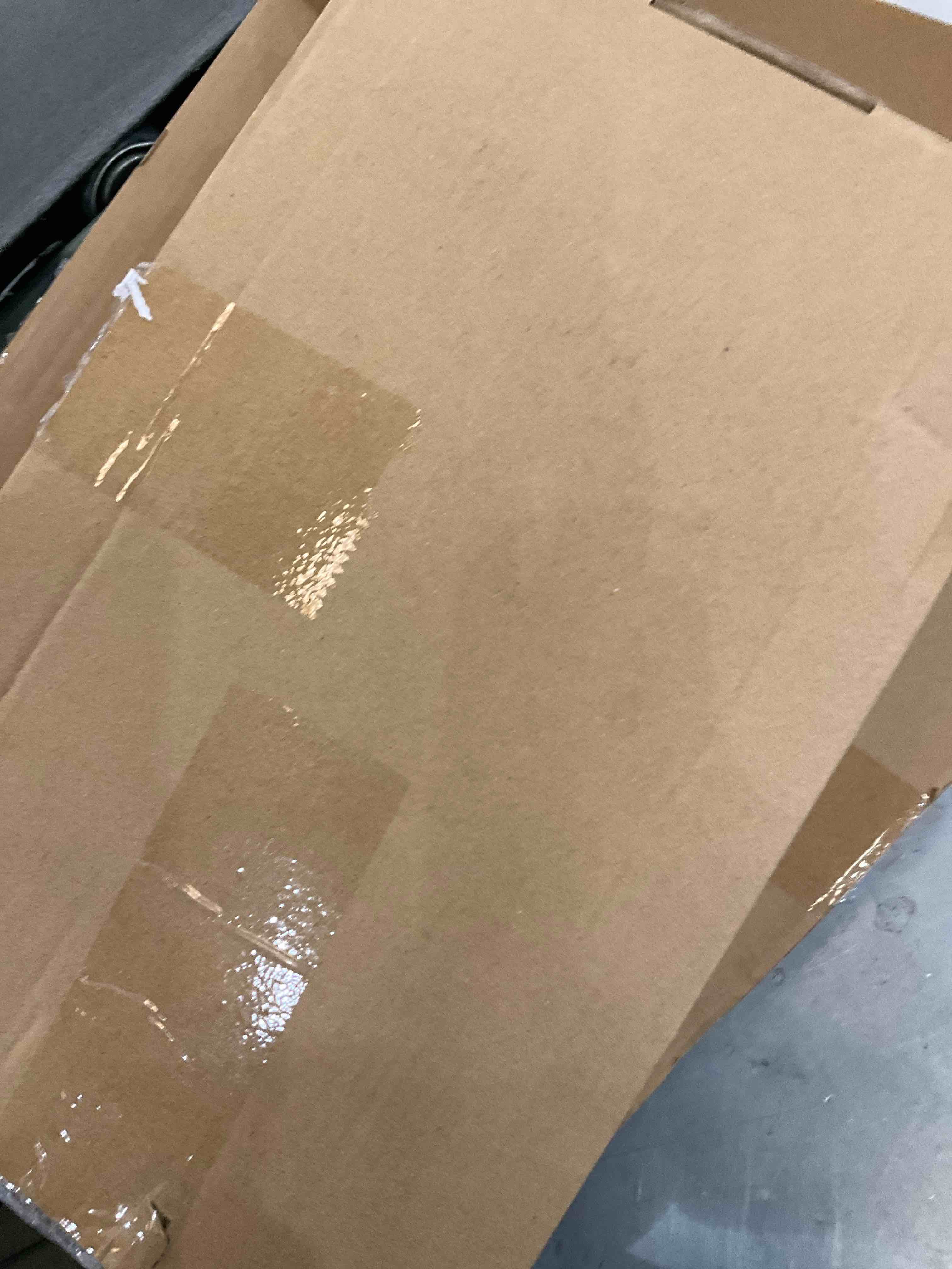 https://s3.amazonaws.com/lotting-images-prod/BargainHunt/EXS01447518_1717177019183.jpeg