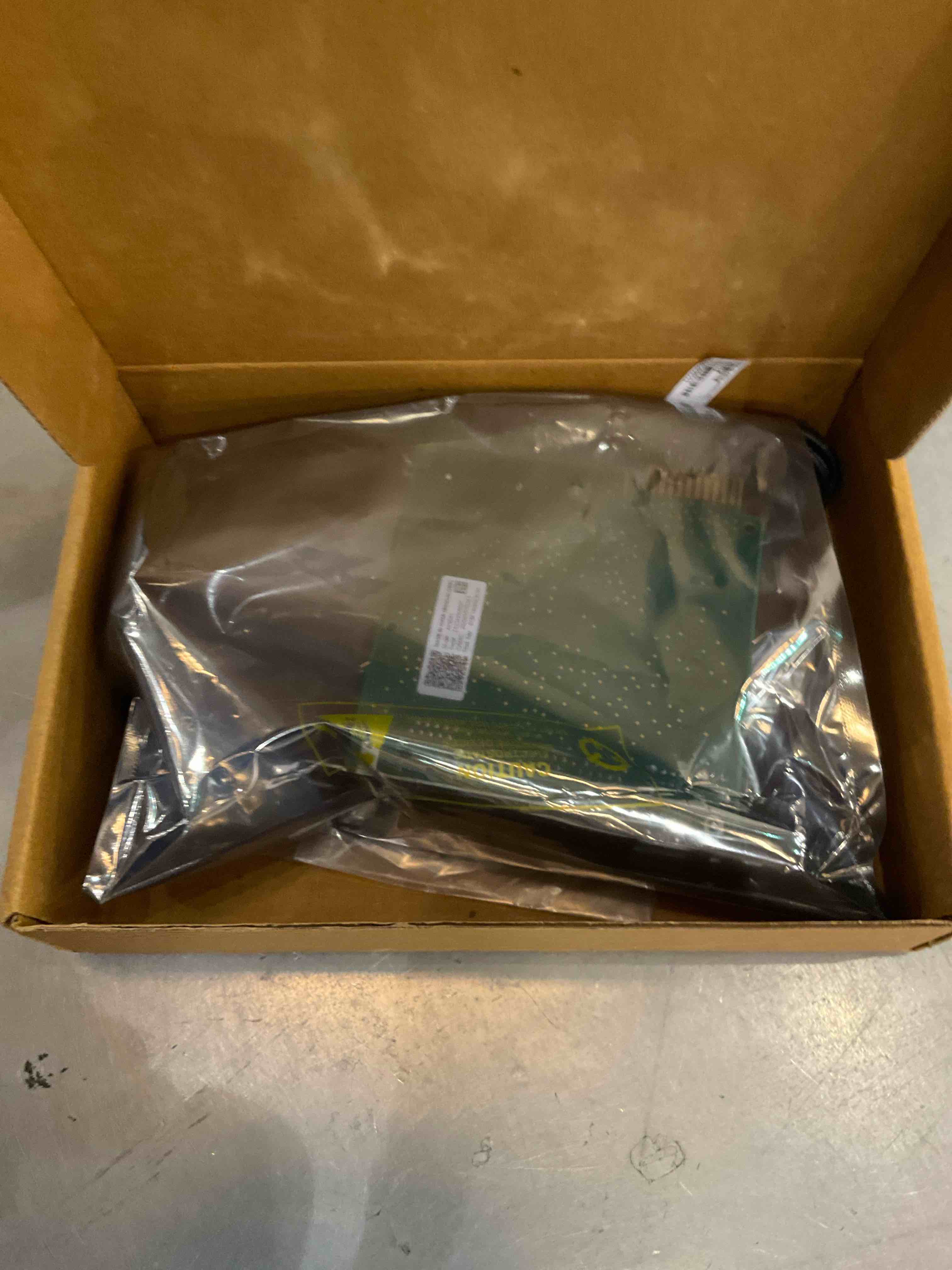 https://s3.amazonaws.com/lotting-images-prod/BargainHunt/EXS01447519_1717177141663.jpeg