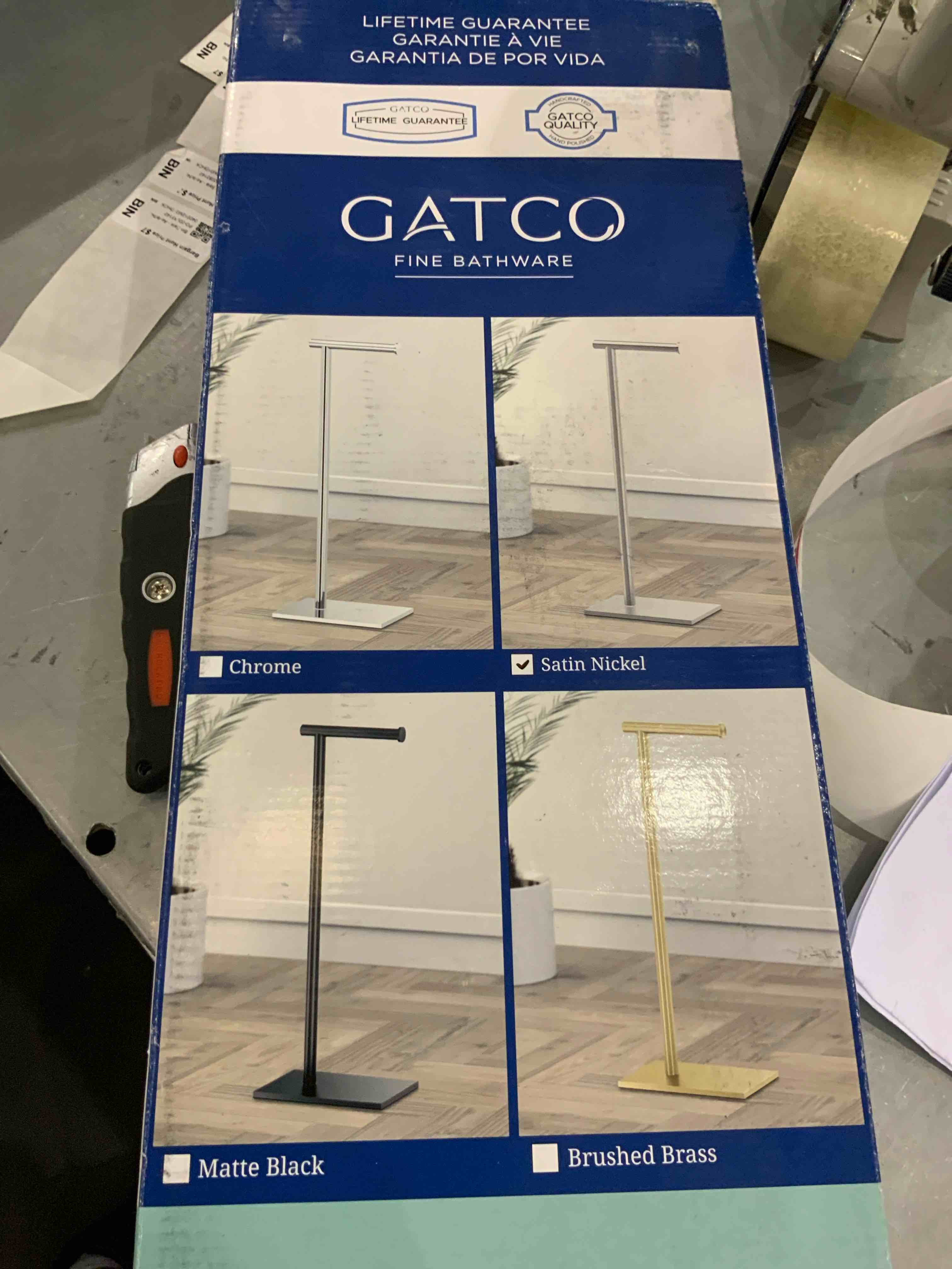 Gatco 1431SN, Modern Rectangle Base Freestanding Toilet Paper Holder, 22.25”, Satin Nickel