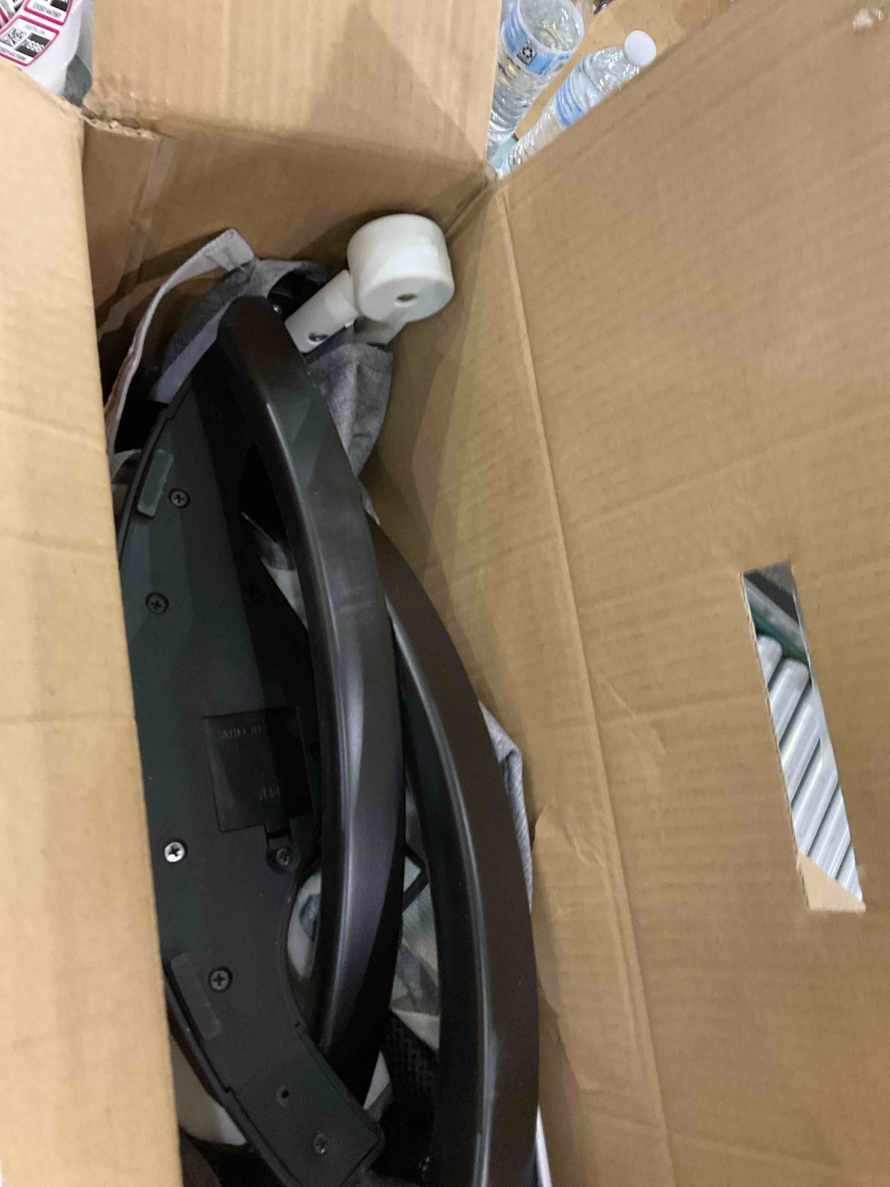 https://s3.amazonaws.com/lotting-images-prod/BargainHunt/EXS01447681_1717501209012.jpeg